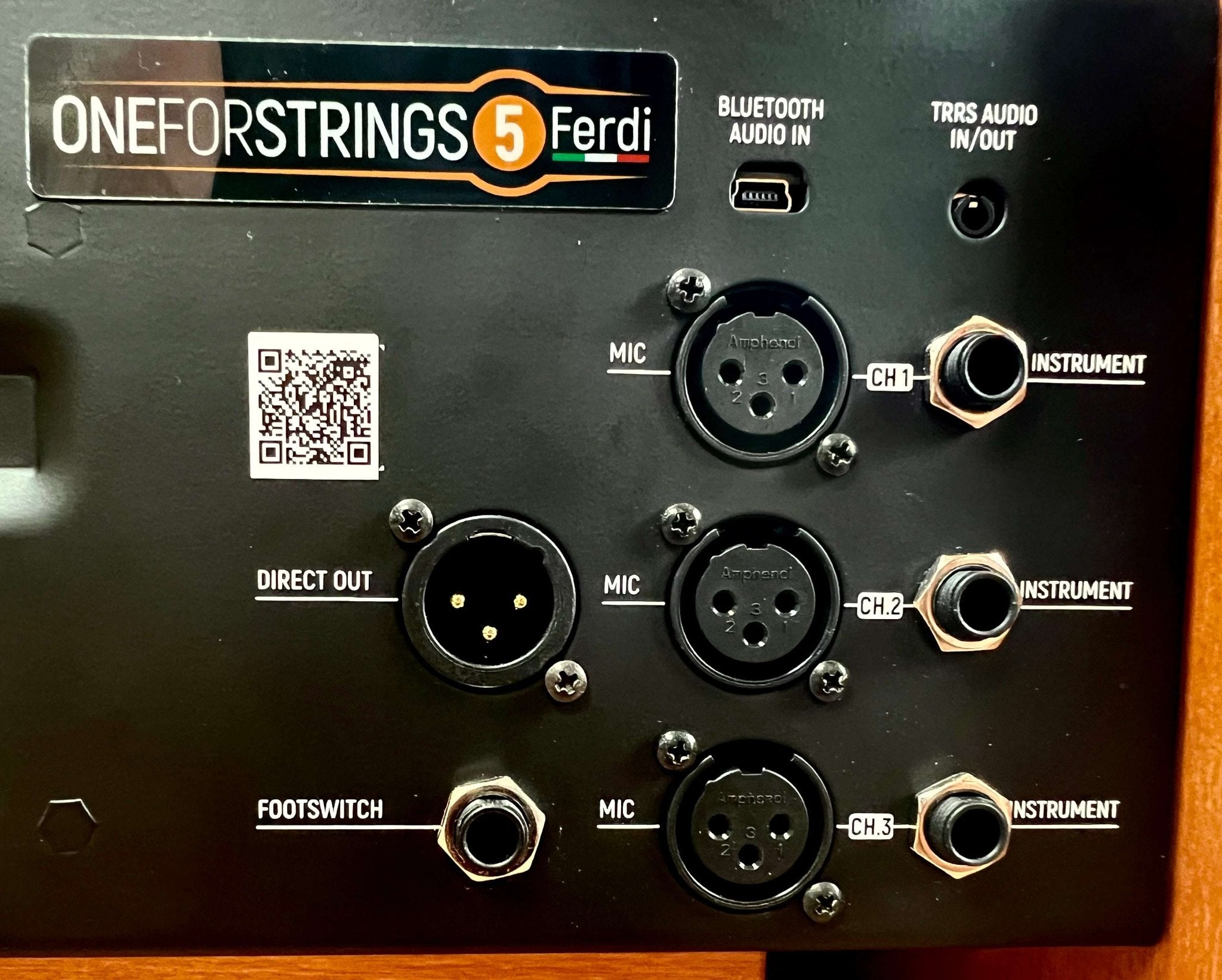 ACUS ONEFORSTRINGS 5 FERDI Wood - Richards Guitars Of Stratford Upon Avon