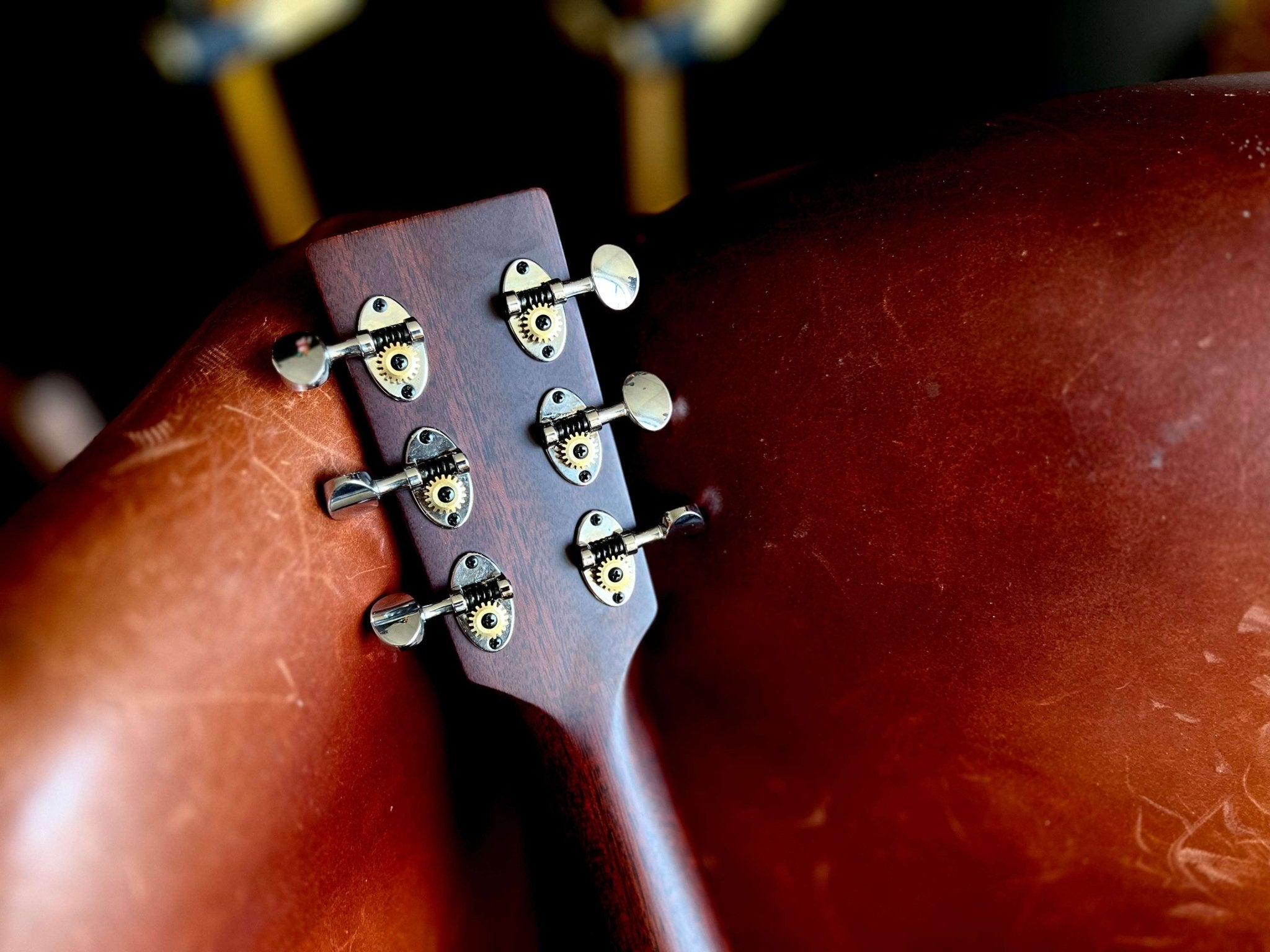 Auden Artist Bowman 632 - Cedar/Rosewood - Richards Guitars Of Stratford Upon Avon