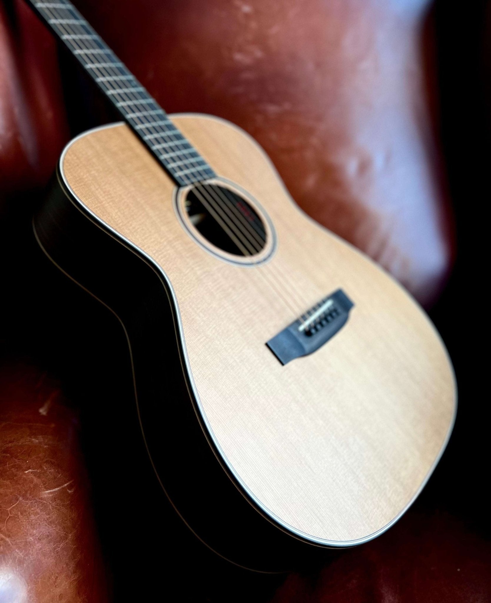 Auden Artist Bowman 632 - Cedar/Rosewood - Richards Guitars Of Stratford Upon Avon