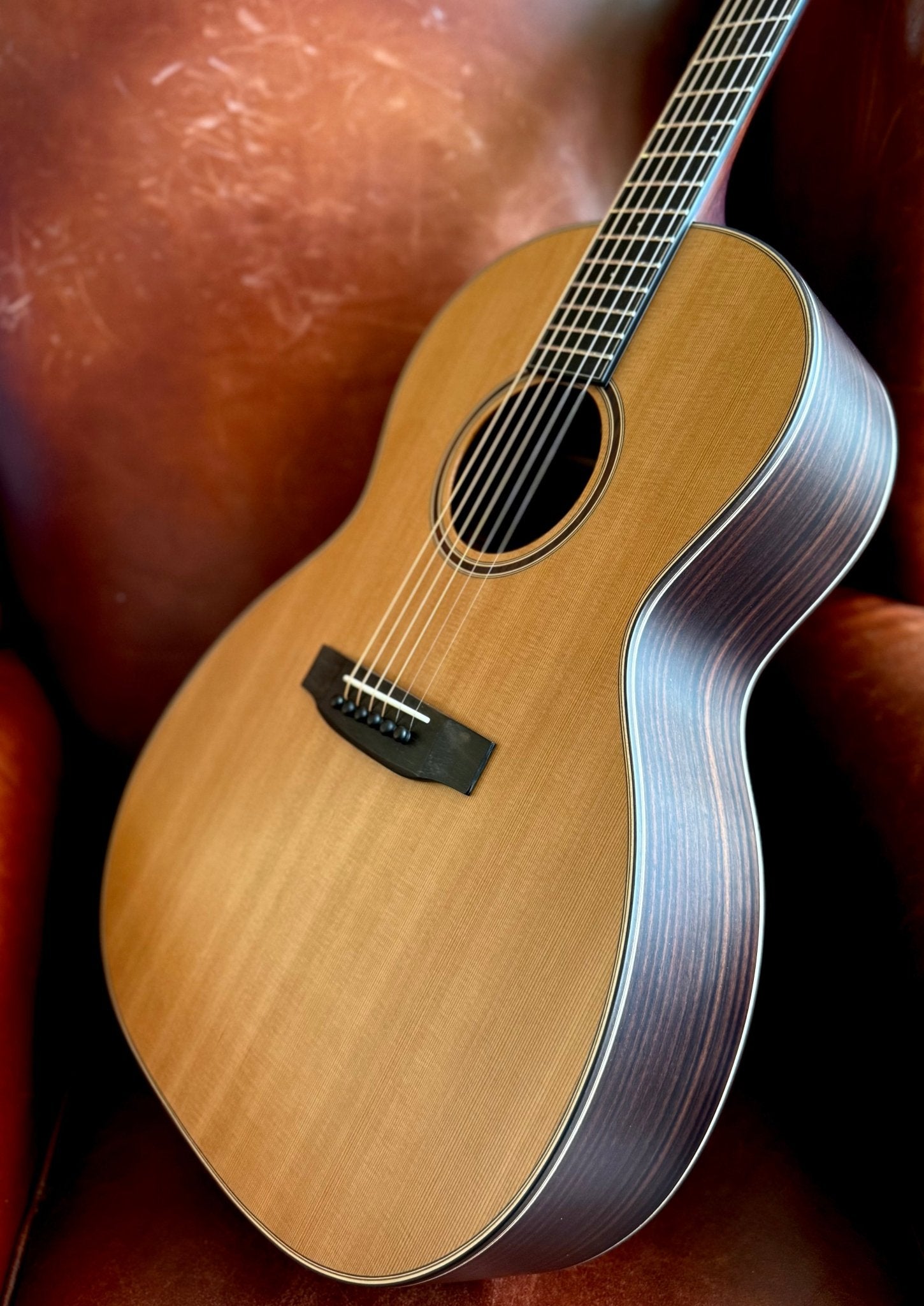 Auden Artist Chester 632 - Cedar/Rosewood Short Scale Electro Acoustic Guitar - Richards Guitars Of Stratford Upon Avon