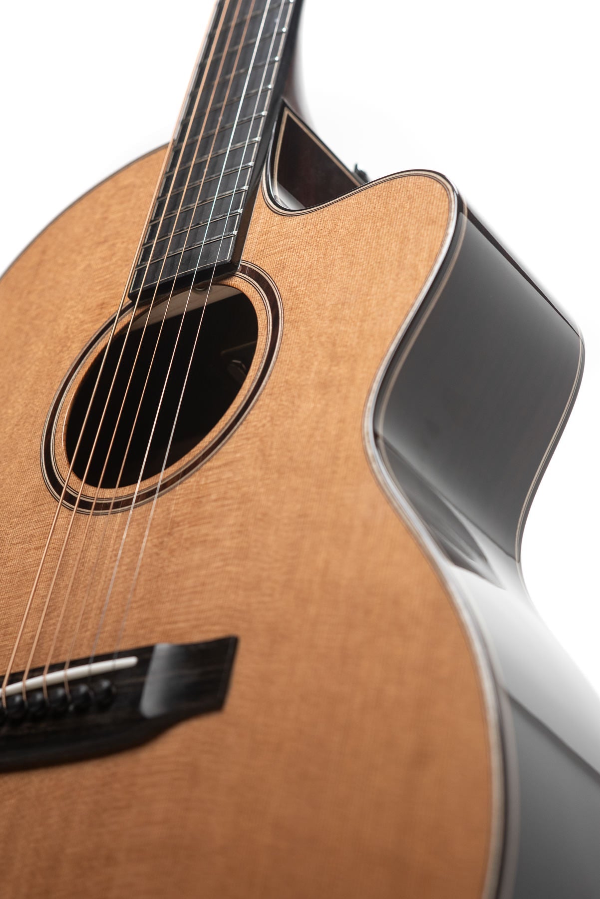 Auden Artist Rosewood Series - Chester Cedar Cutaway - Richards Guitars Of Stratford Upon Avon