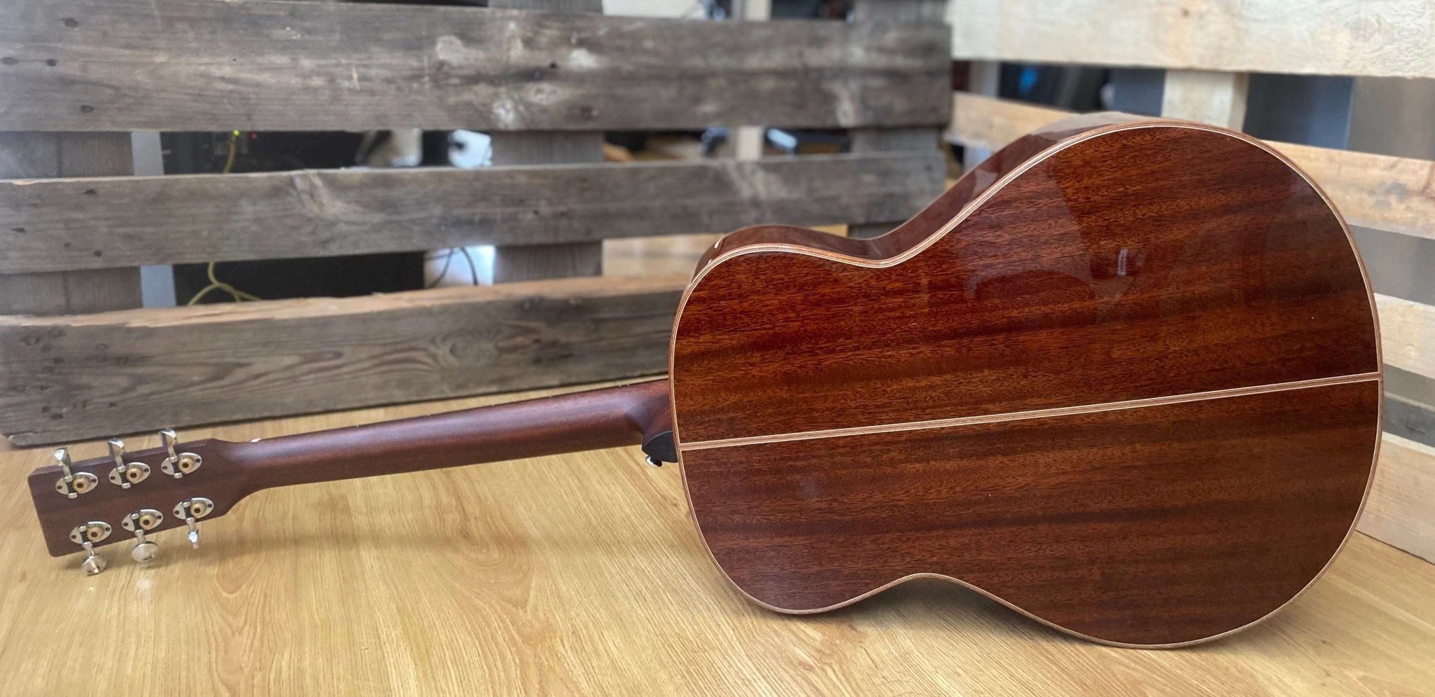 Auden Austin Mahogany Series Electro Acoustic – Spruce Full Body - Richards Guitars Of Stratford Upon Avon