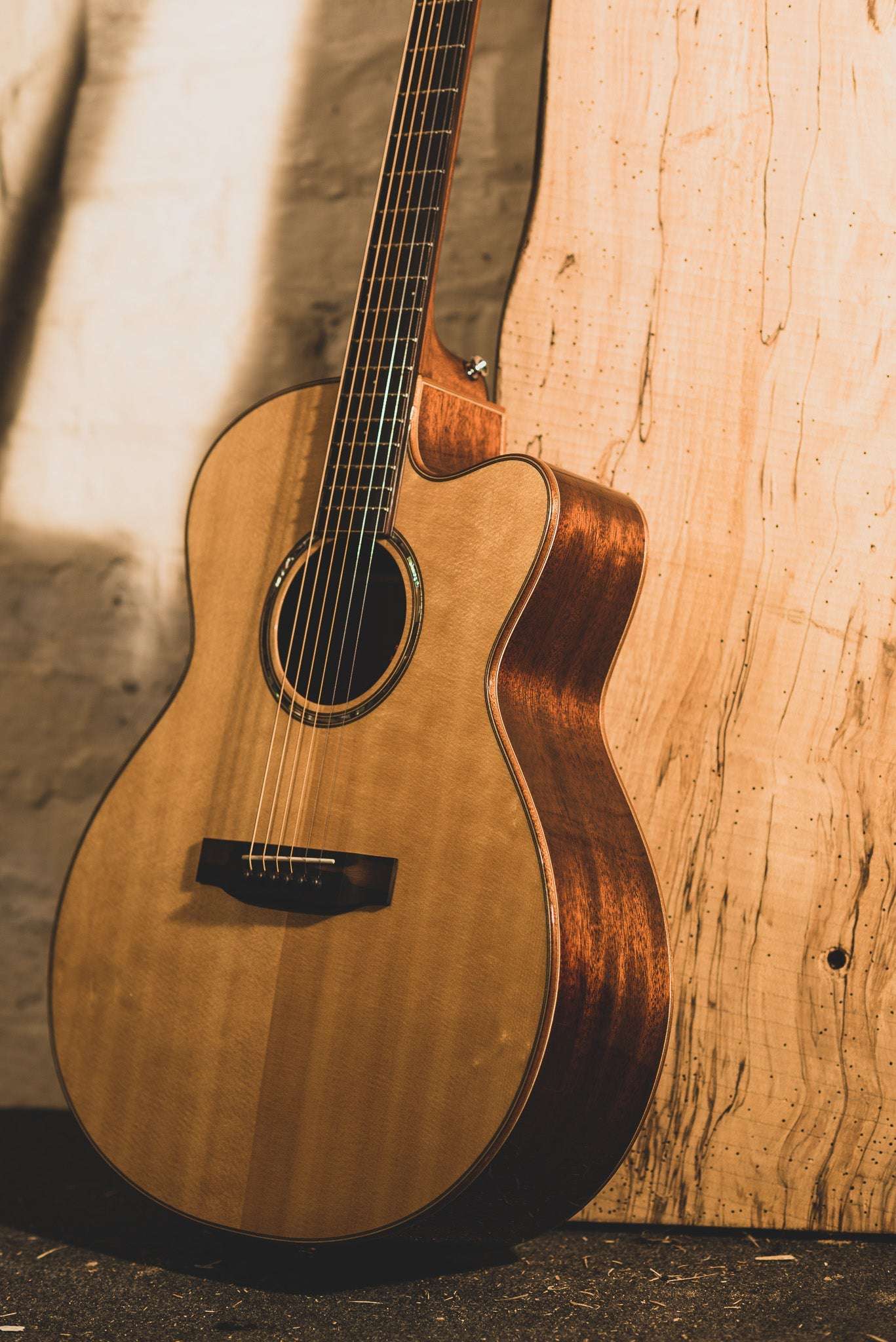 Auden Austin Mahogany Series Electro Acoustic – Spruce Full Body - Richards Guitars Of Stratford Upon Avon