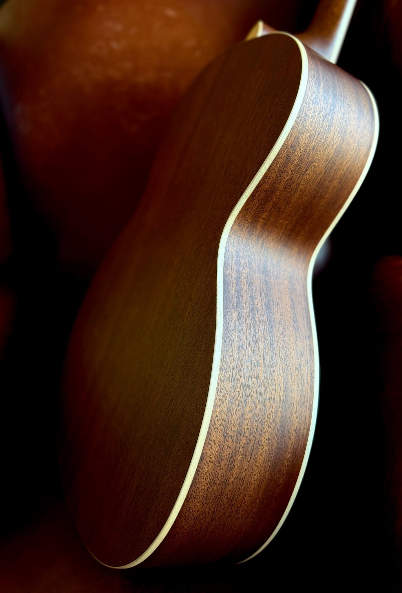 Auden Chester Tobacco Electro Acoustic Guitar - Richards Guitars Of Stratford Upon Avon