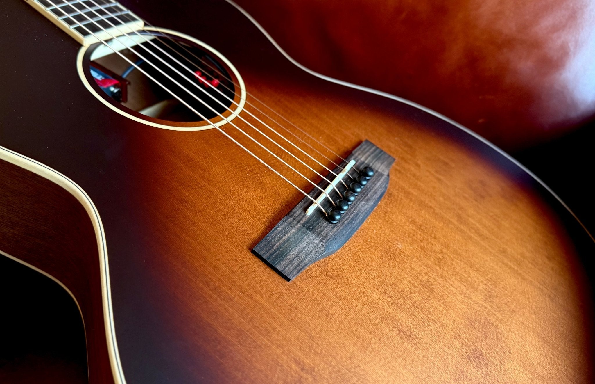 Auden Chester Tobacco Electro Acoustic Guitar - Richards Guitars Of Stratford Upon Avon