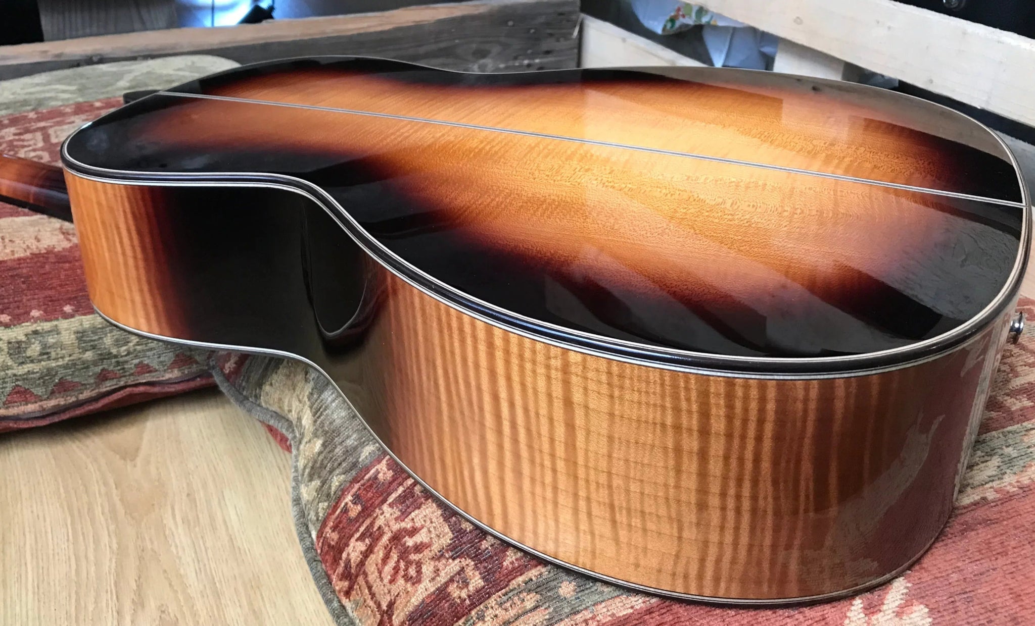 Auden Golden Sunburst Emily Rose Spruce/Maple Full Body. - Richards Guitars Of Stratford Upon Avon