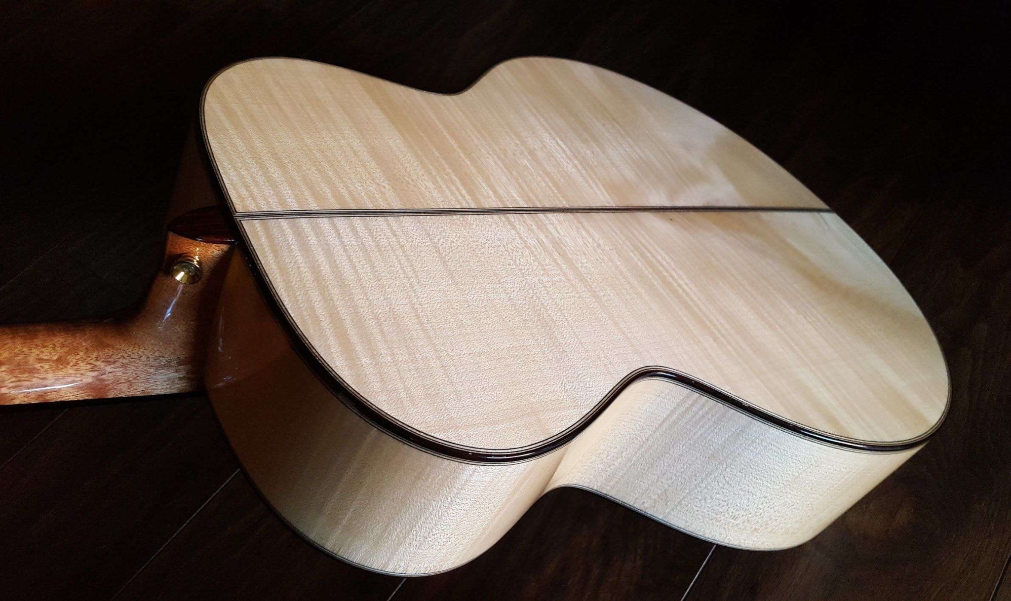 AUDEN MAPLE SERIES – GRACE JUMBO - Richards Guitars Of Stratford Upon Avon