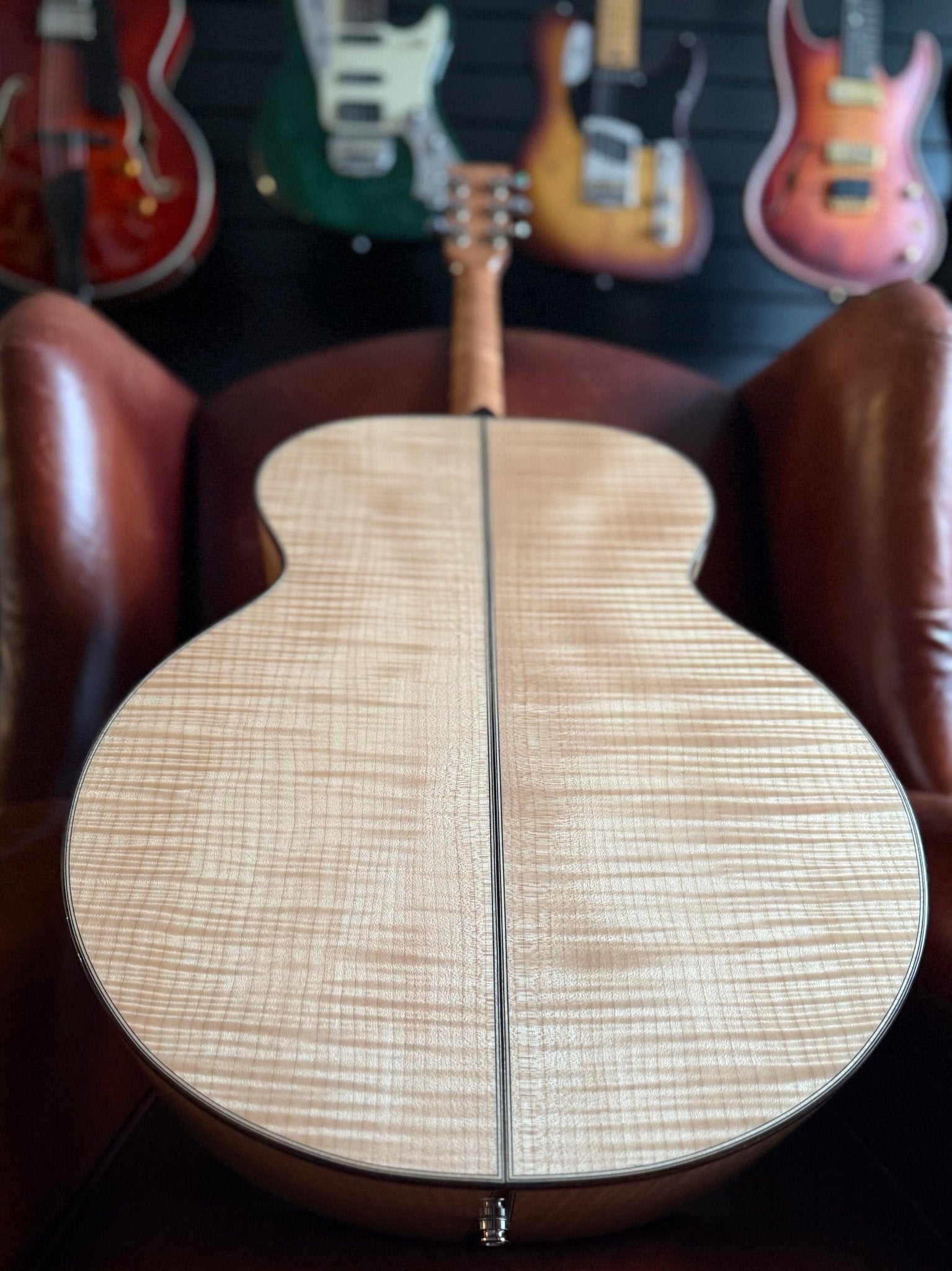 AUDEN Maple Series Grace Jumbo Inc. £225 Custom Pro Setup & Support Package - Richards Guitars Of Stratford Upon Avon