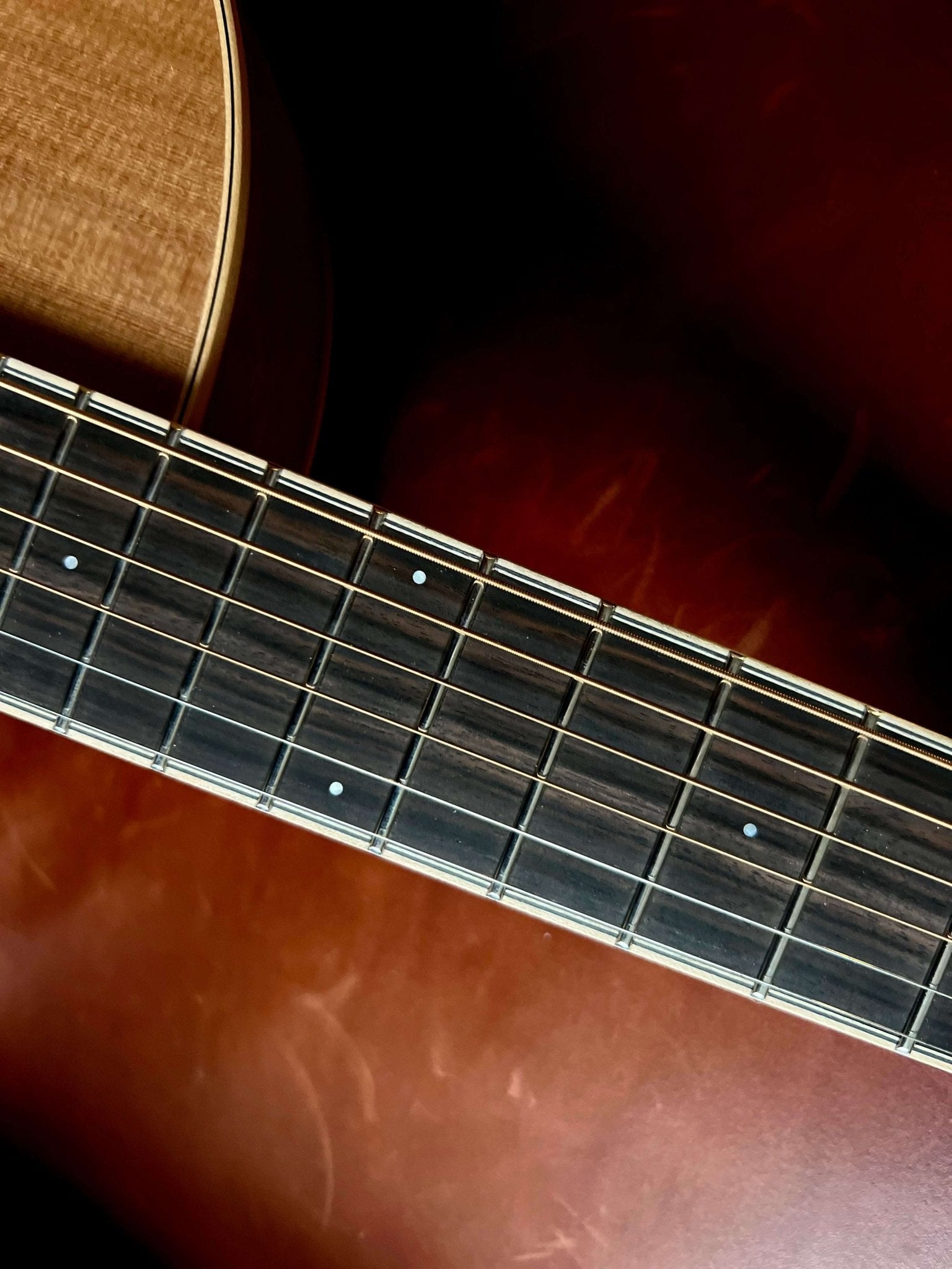 Auden Neo Chester Cutaway. - Richards Guitars Of Stratford Upon Avon