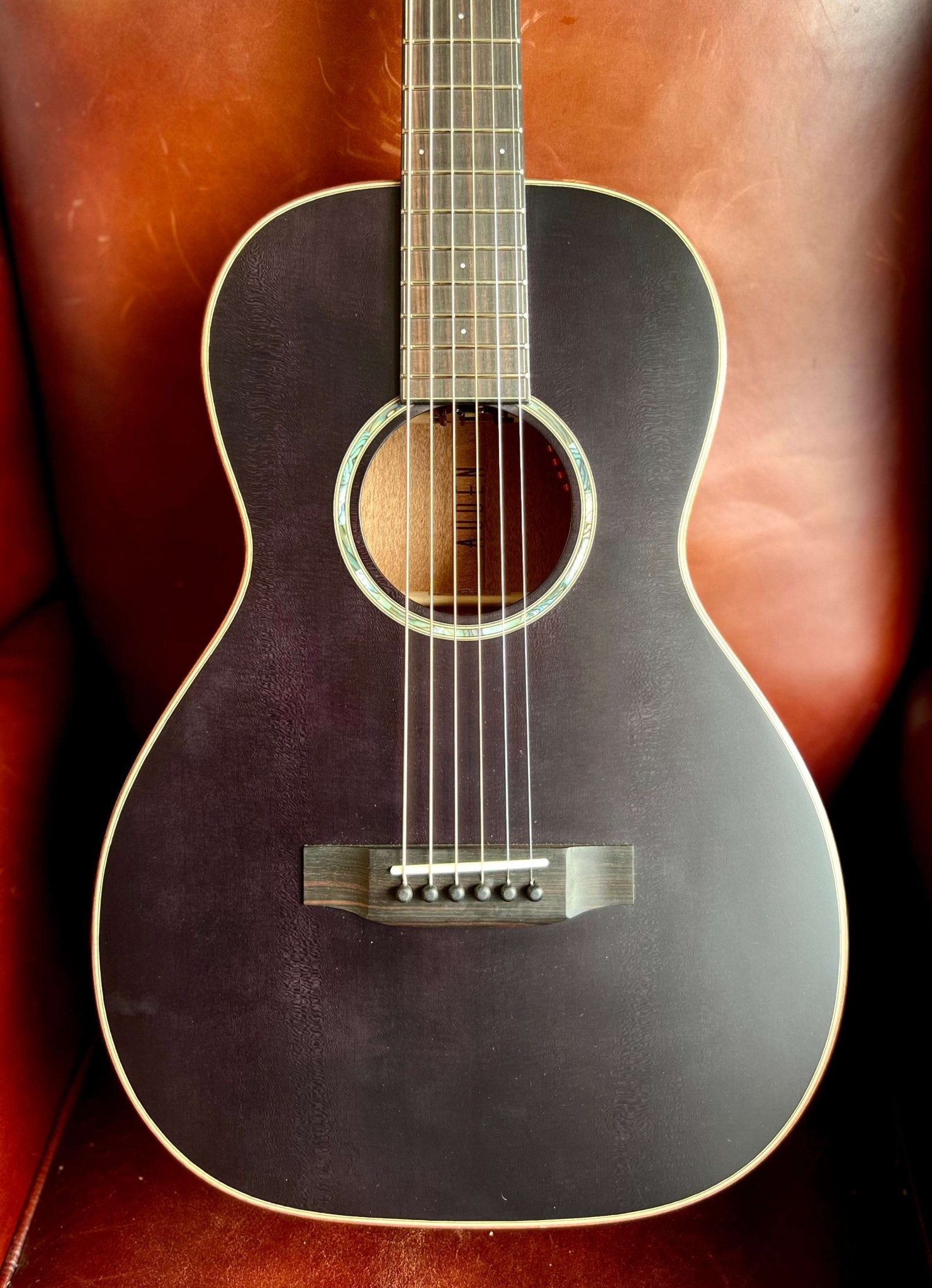 AUDEN SMOKEHOUSE SERIES - EMILY ROSE - Richards Guitars Of Stratford Upon Avon