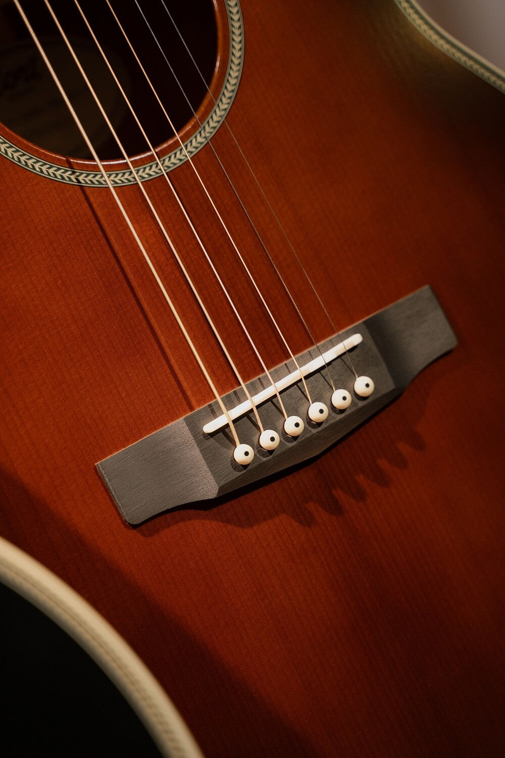 Cort ESSENCE-GA4 Special BTSG Electro Acoustic Guitar