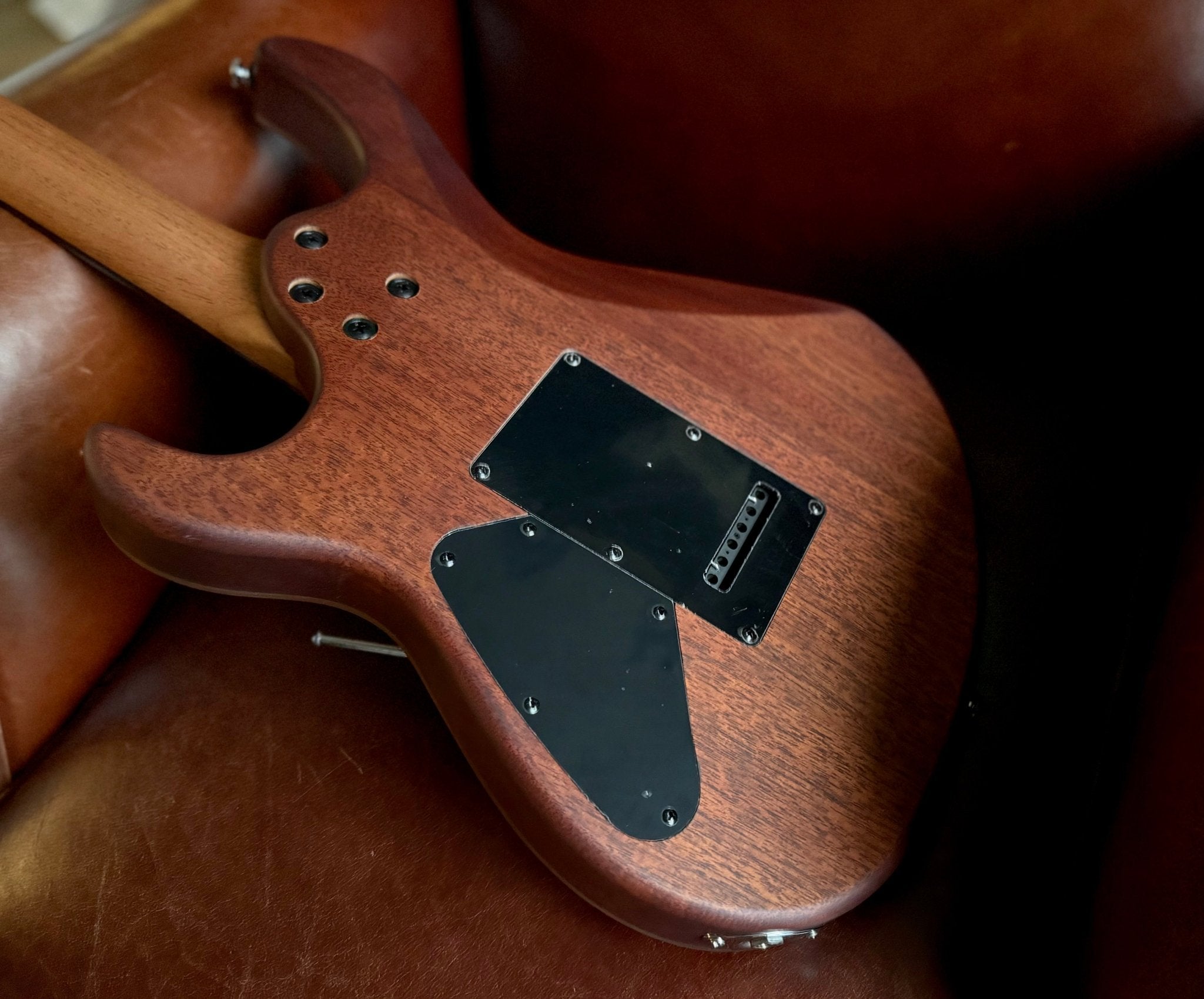 Cort G300 Raw Natural Satin - Richards Guitars Of Stratford Upon Avon