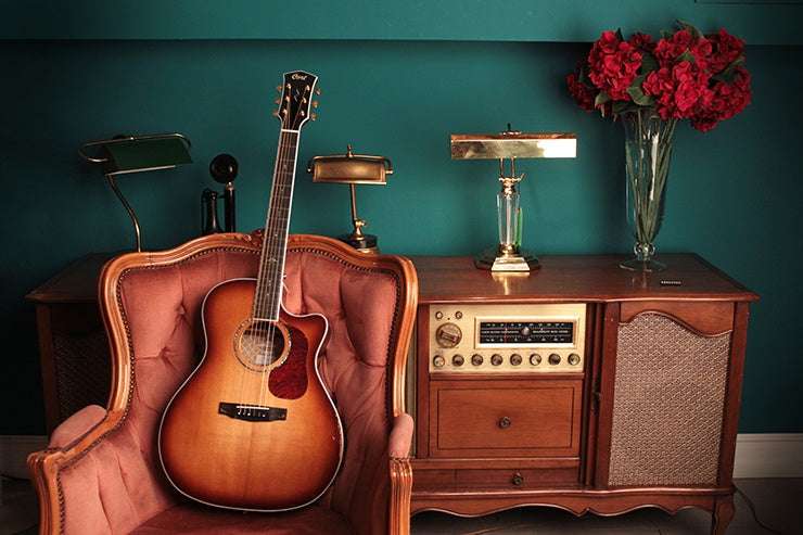 Cort Gold Electro Acoustic A8 w/case Natural - Richards Guitars Of Stratford Upon Avon