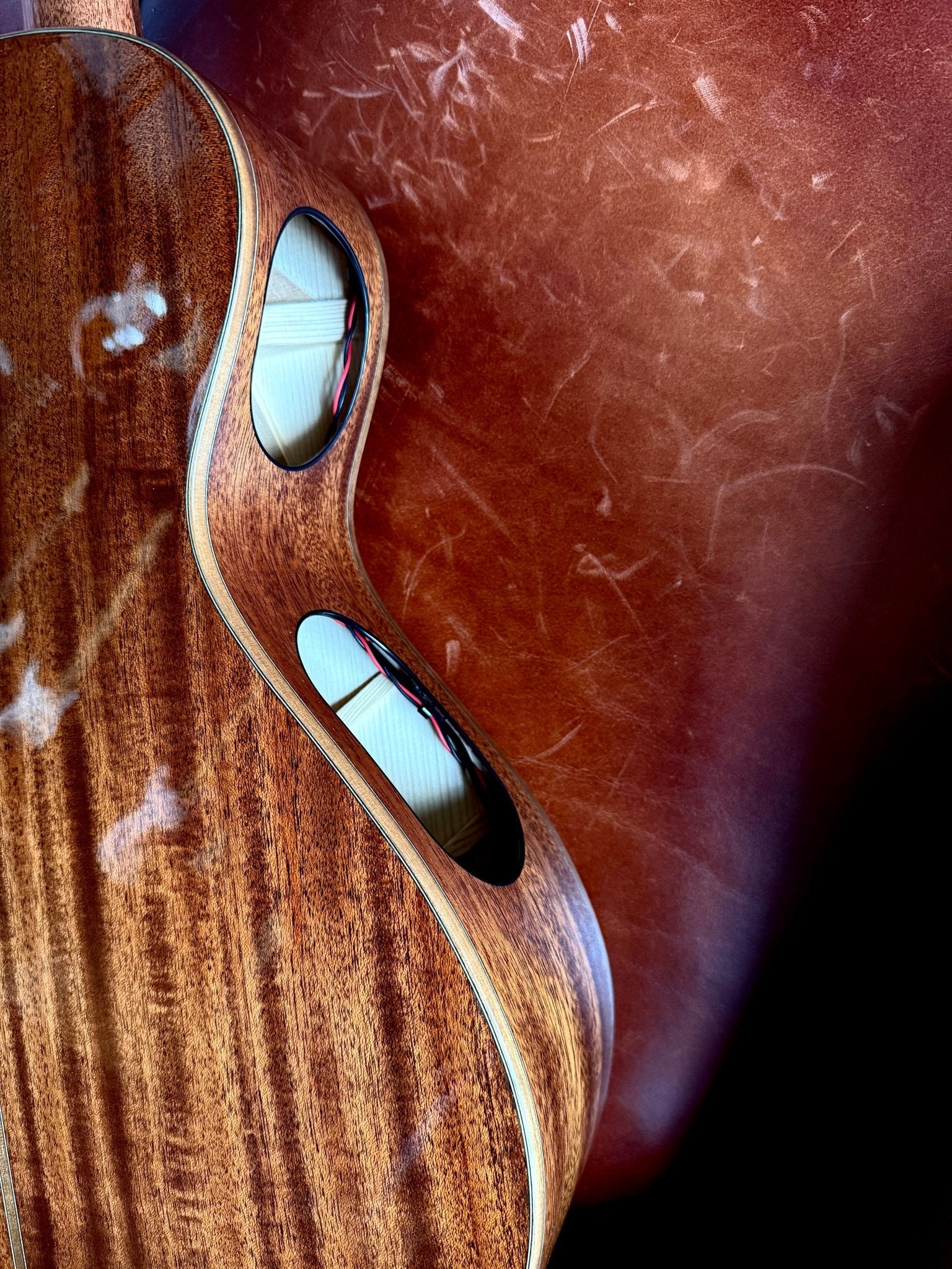 Cort Modern Tobacco Burst with Case - Richards Guitars Of Stratford Upon Avon