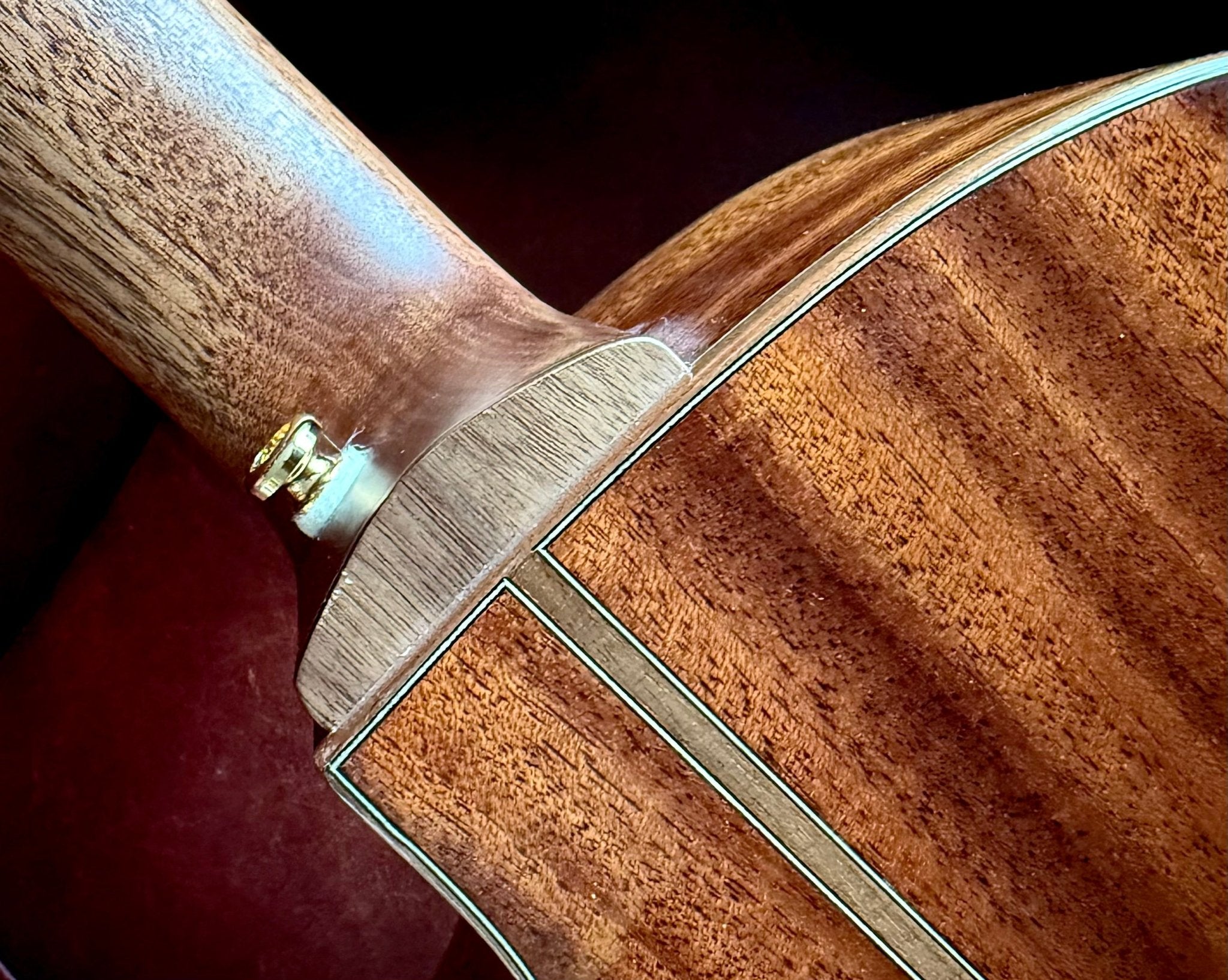 Cort Modern Tobacco Burst with Case - Richards Guitars Of Stratford Upon Avon