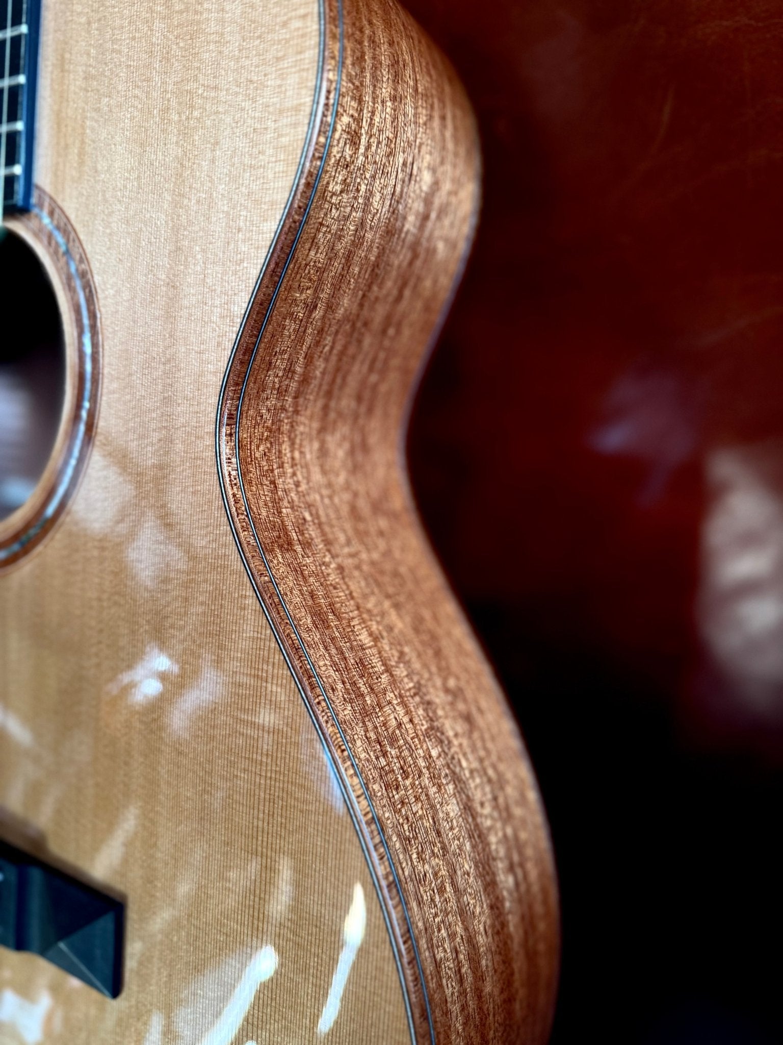 Duke A-MC-Solid Acoustic Guitar (Inc Deluxe Gigbag) - Richards Guitars Of Stratford Upon Avon