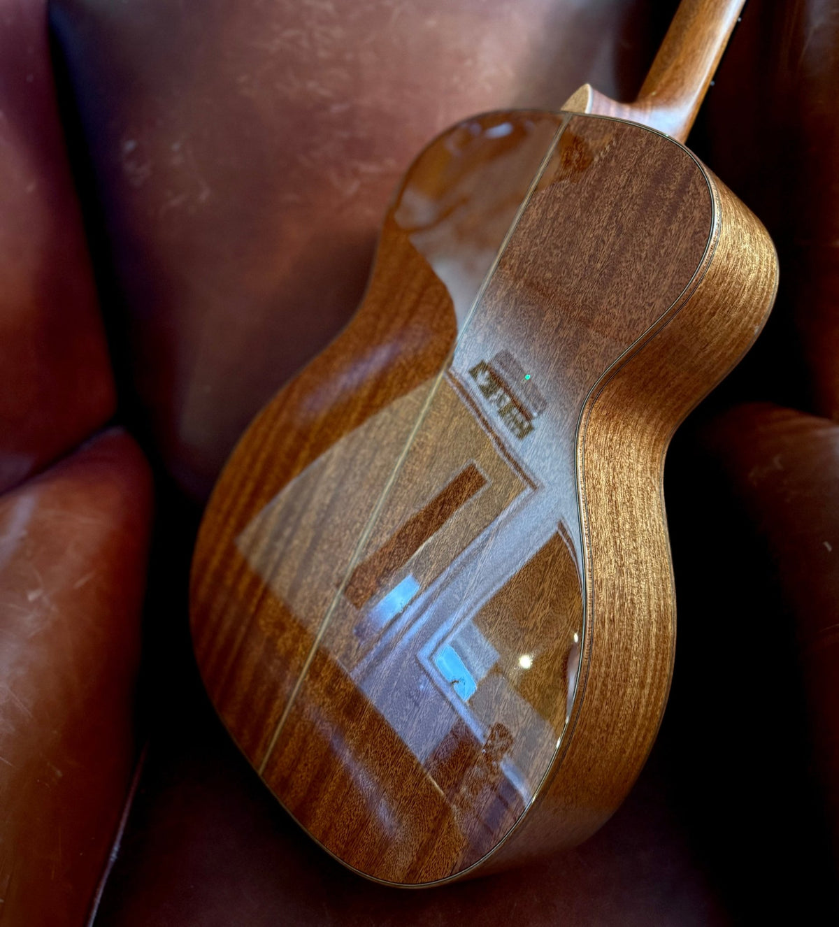 Duke A-MC-Solid Acoustic Guitar (Inc Deluxe Gigbag) - Richards Guitars Of Stratford Upon Avon