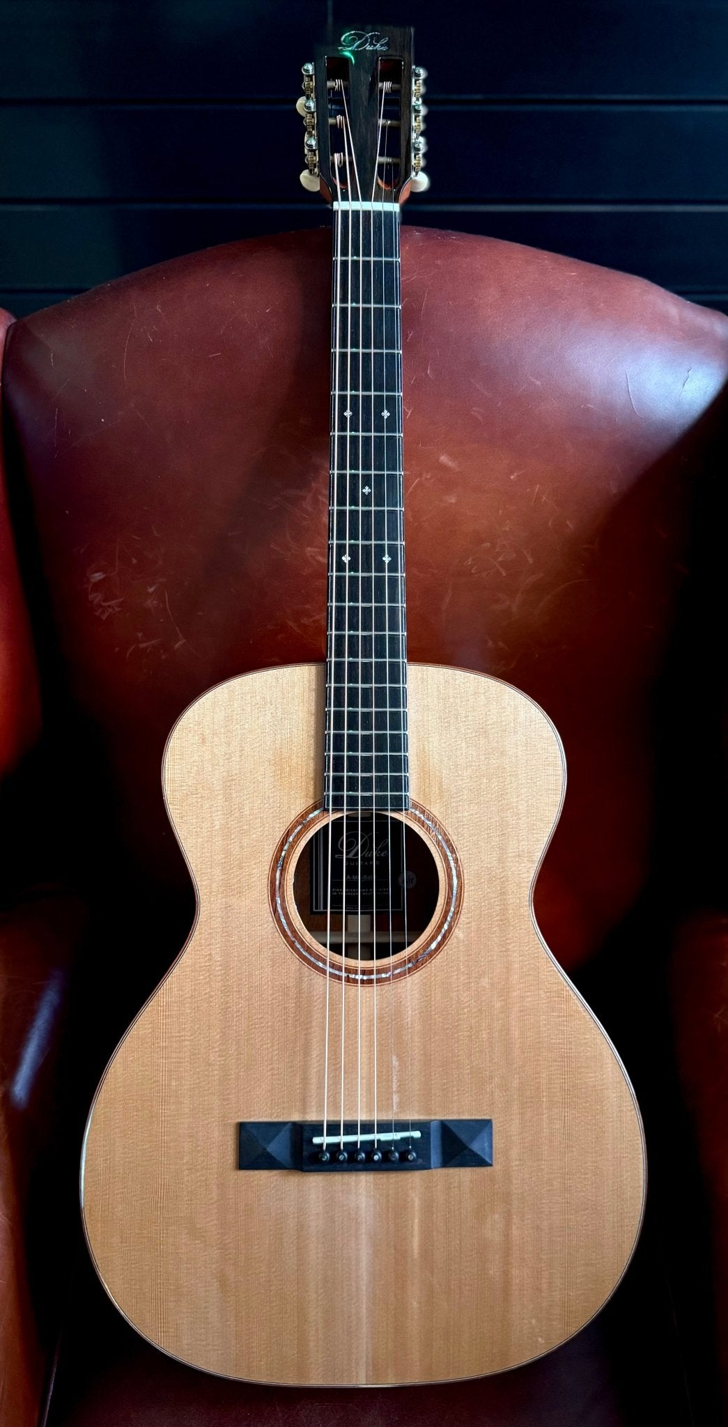 Duke A-MC-Solid-Air - Richards Guitars Of Stratford Upon Avon