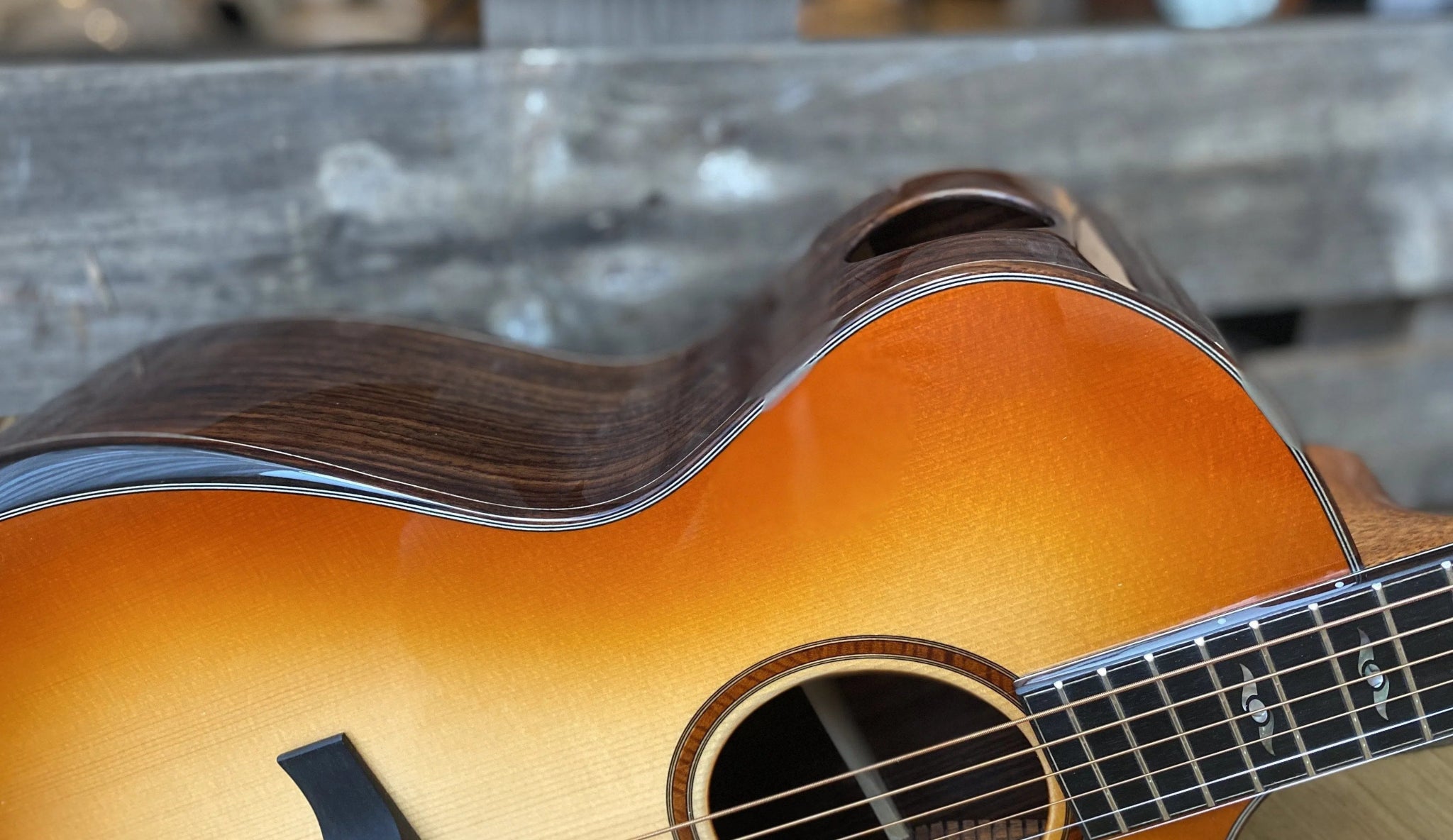 Eastman AC722CE - DF Grand Auditorium w/ cutaway (Price inc. Custom Pro Setup Package) - Richards Guitars Of Stratford Upon Avon