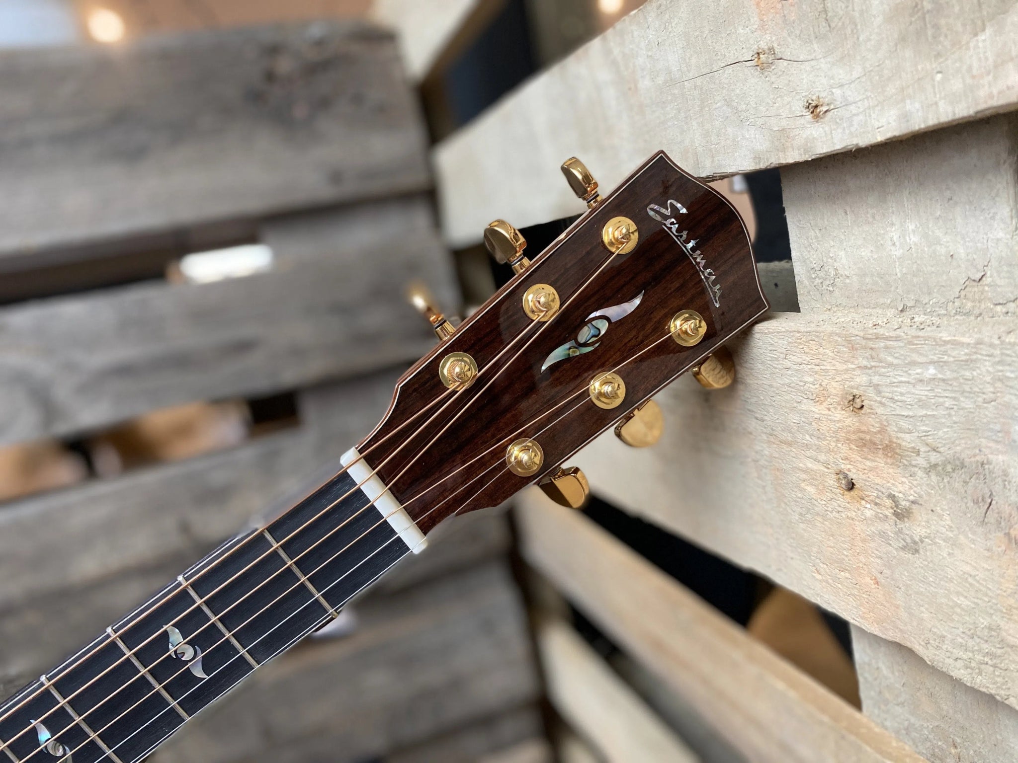 Eastman AC722CE - DF Grand Auditorium w/ cutaway (Price inc. Custom Pro Setup Package) - Richards Guitars Of Stratford Upon Avon