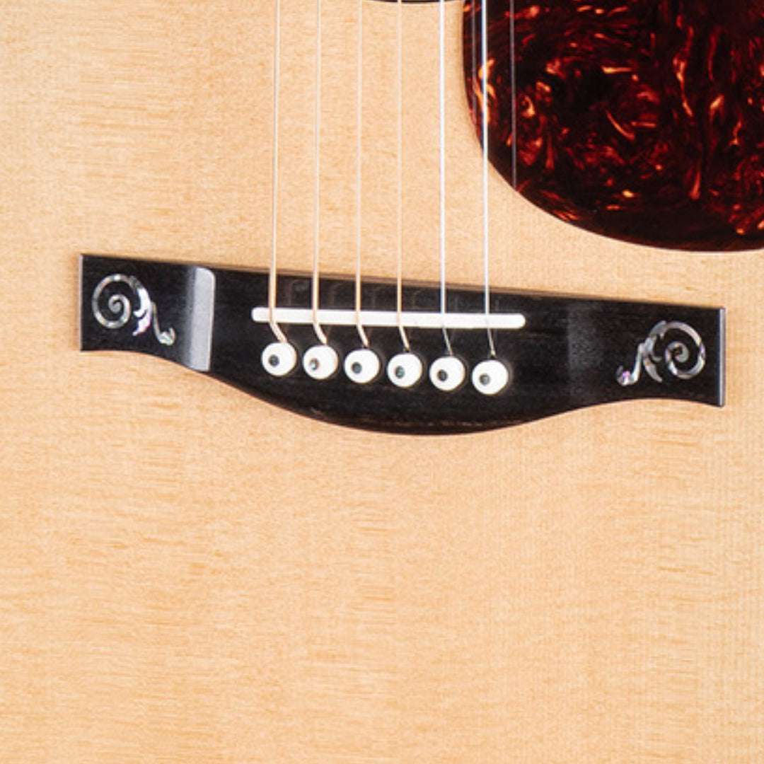 Eastman AC922CE Electro Acoustic Guitar (Price inc. Custom Pro Setup Package) - Richards Guitars Of Stratford Upon Avon