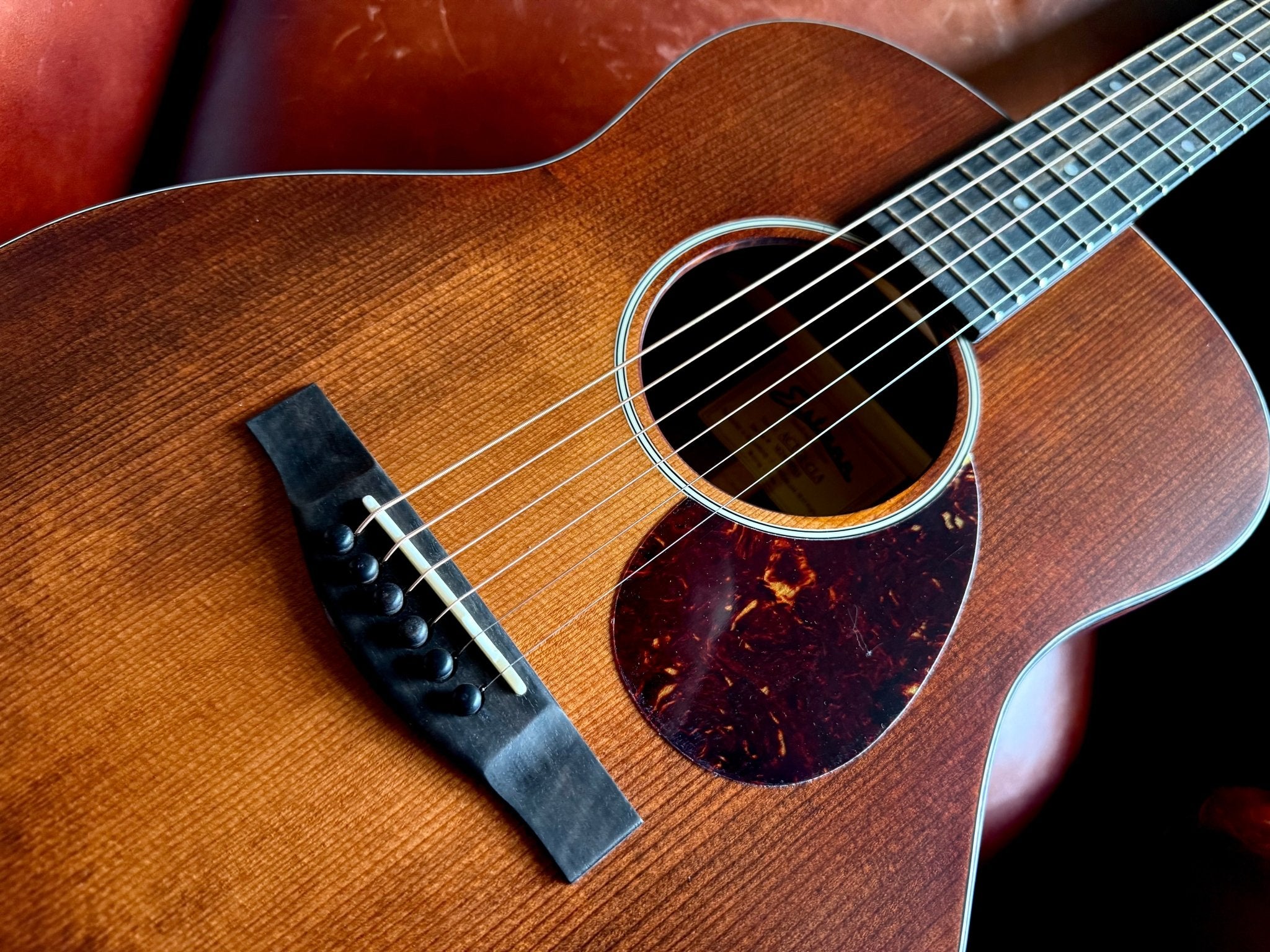Eastman ACTG - 1 All Solid Acoustic Travel Guitar In Classic Finish - Richards Guitars Of Stratford Upon Avon