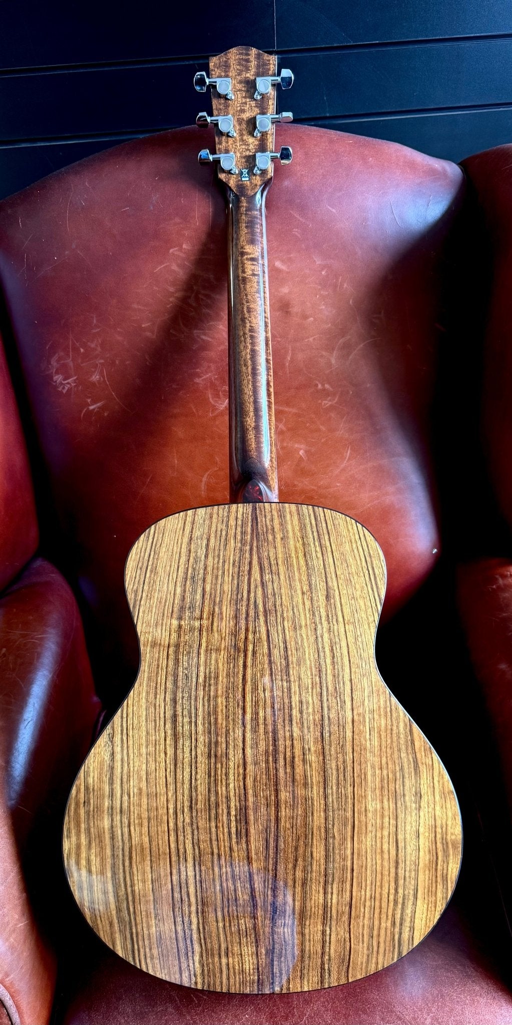 Eastman ACTG-2E DLX (Custom Pro) Travel Guitar - Richards Guitars Of Stratford Upon Avon