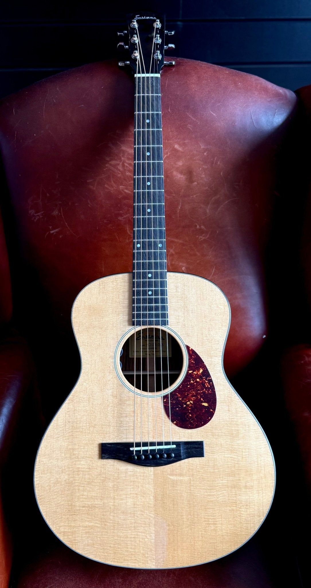 Eastman ACTG-2E DLX (Custom Pro) Travel Guitar - Richards Guitars Of Stratford Upon Avon
