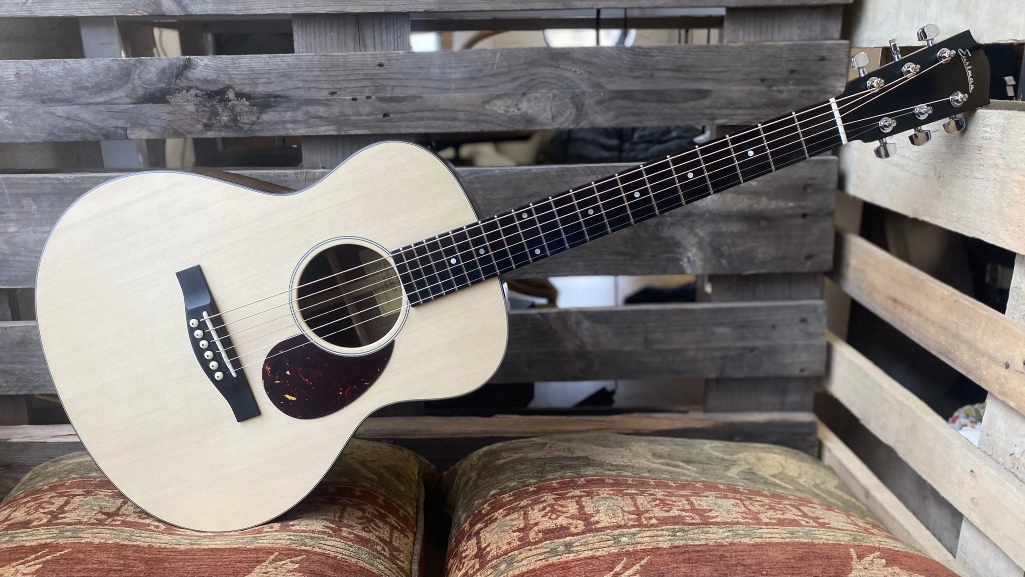 Eastman ACTG - 2E Travel Guitar (Price inc. Custom Pro Setup Package) - Richards Guitars Of Stratford Upon Avon