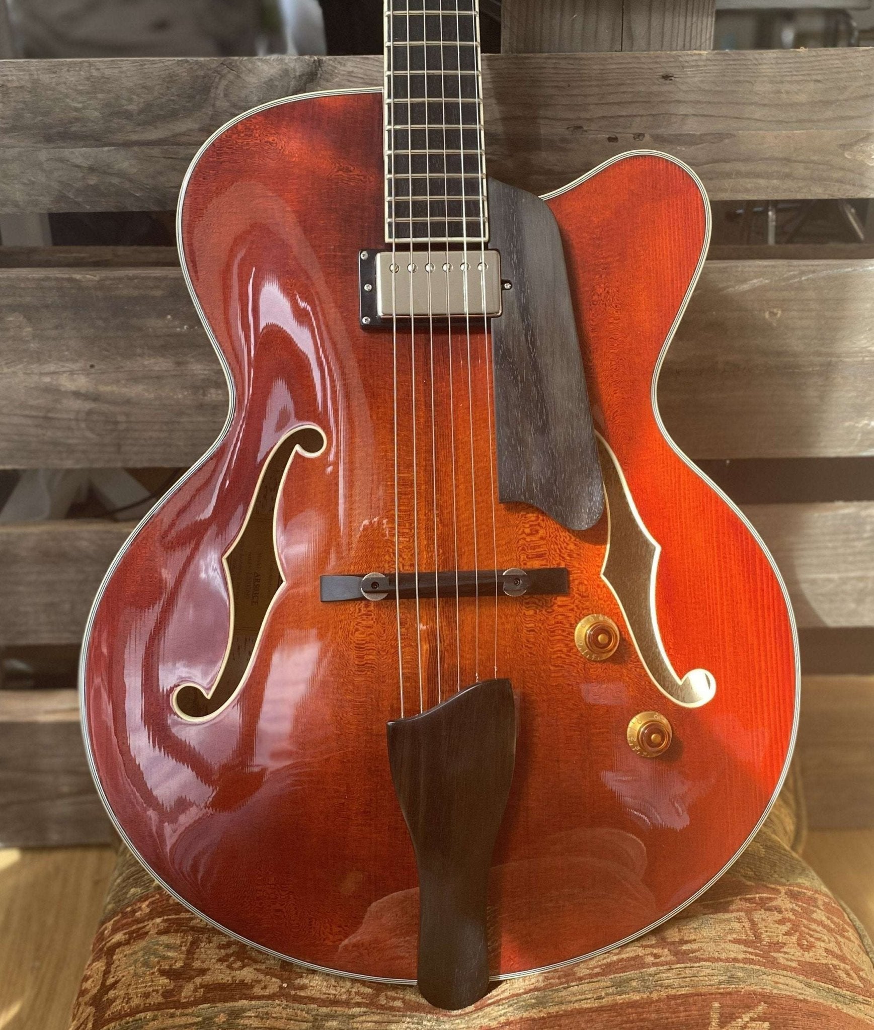 Eastman AR503CE (Price inc. Custom Pro Setup Package) - Richards Guitars Of Stratford Upon Avon