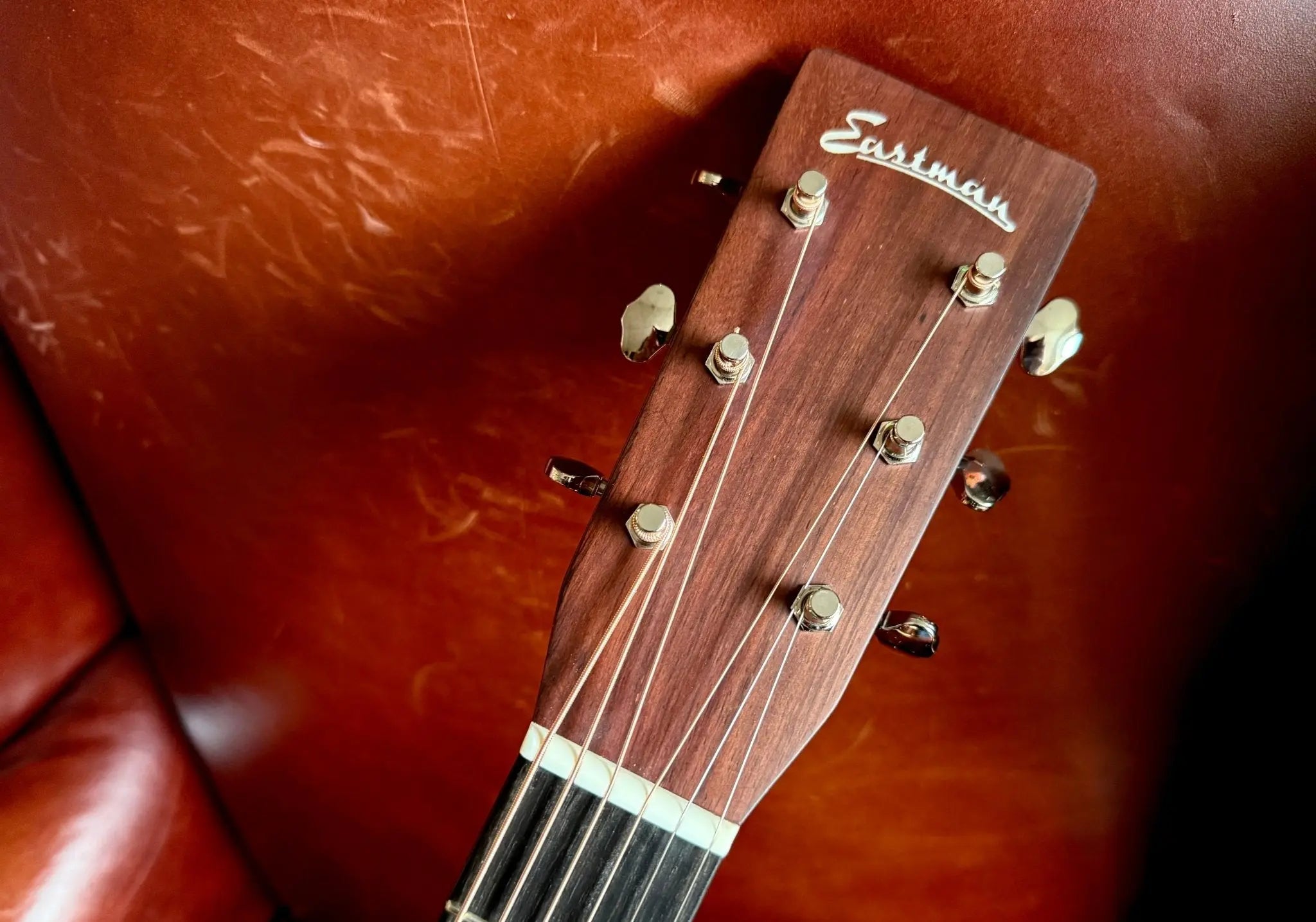 Buy Eastman E20OM-MR-TC Madagascar Rosewood  (Price inc. Custom Pro Setup Package) 