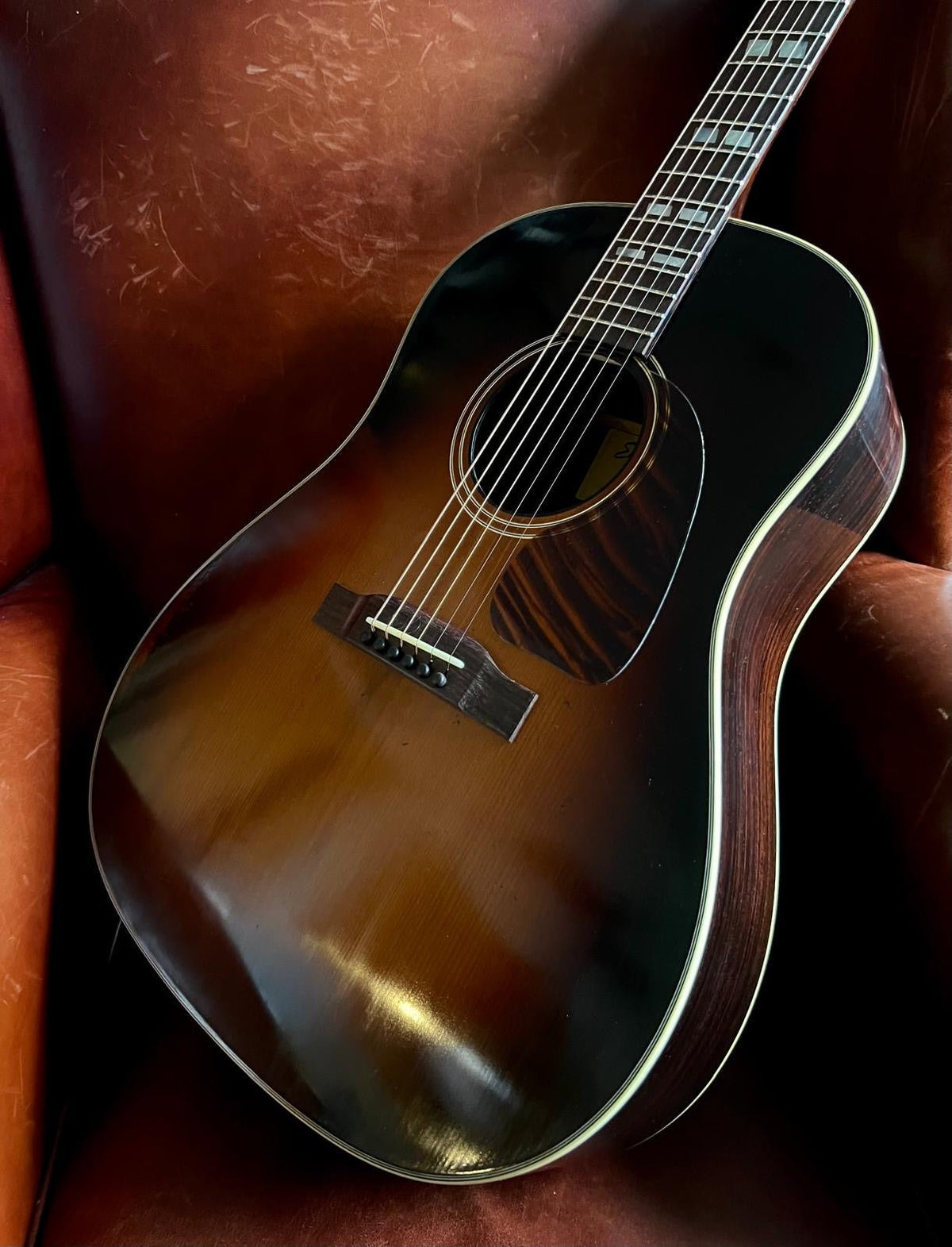 Eastman E25SS/v-SB Antique Sunburst Acoustic Guitar (Price inc. Custom Pro Setup Package) - Richards Guitars Of Stratford Upon Avon