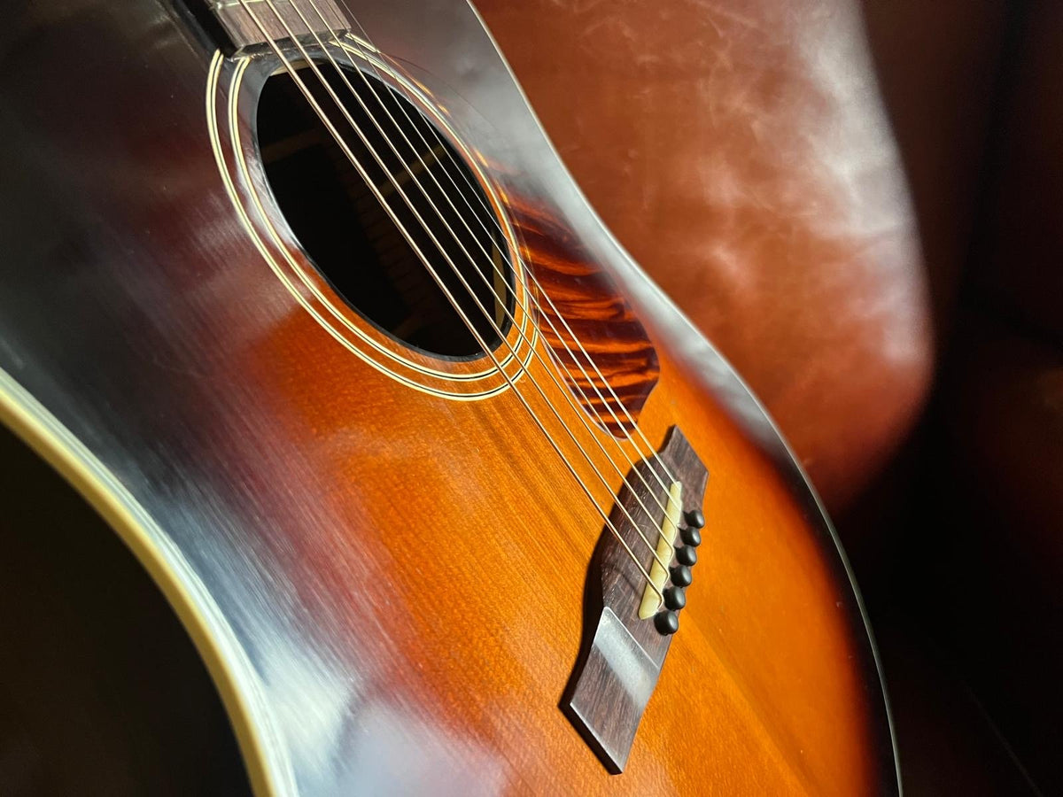 Eastman E25SS/v-SB Antique Sunburst Acoustic Guitar (Price inc. Custom Pro Setup Package) - Richards Guitars Of Stratford Upon Avon