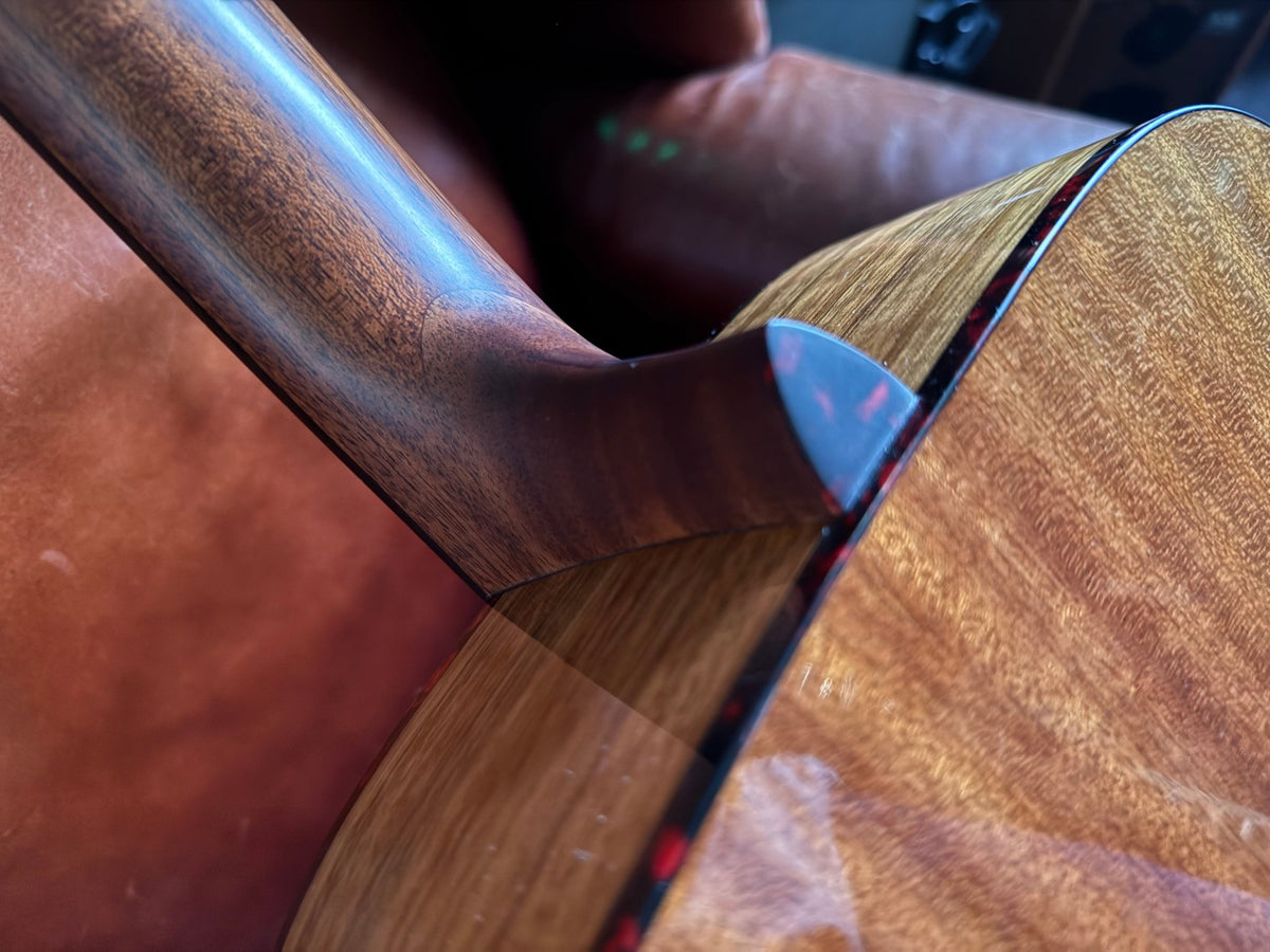 Eastman E3D-DLX Natural Electro Acoustic Guitar (Price inc. Custom Pro Setup Package) - Richards Guitars Of Stratford Upon Avon