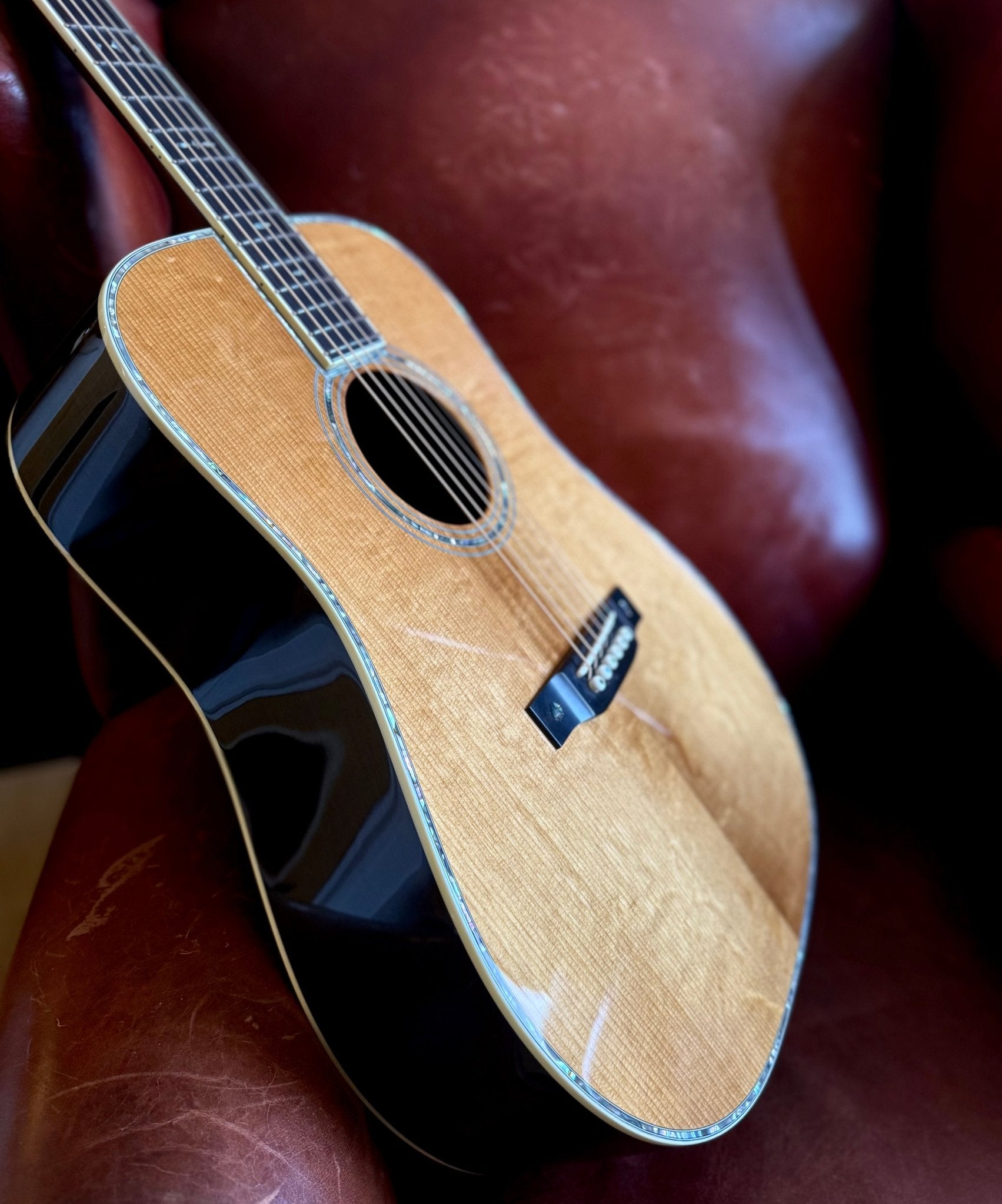 Eastman E40 D-TC Dreadnought With Torrefied Spruce Top (Price inc. Custom Pro Setup Package) - Richards Guitars Of Stratford Upon Avon