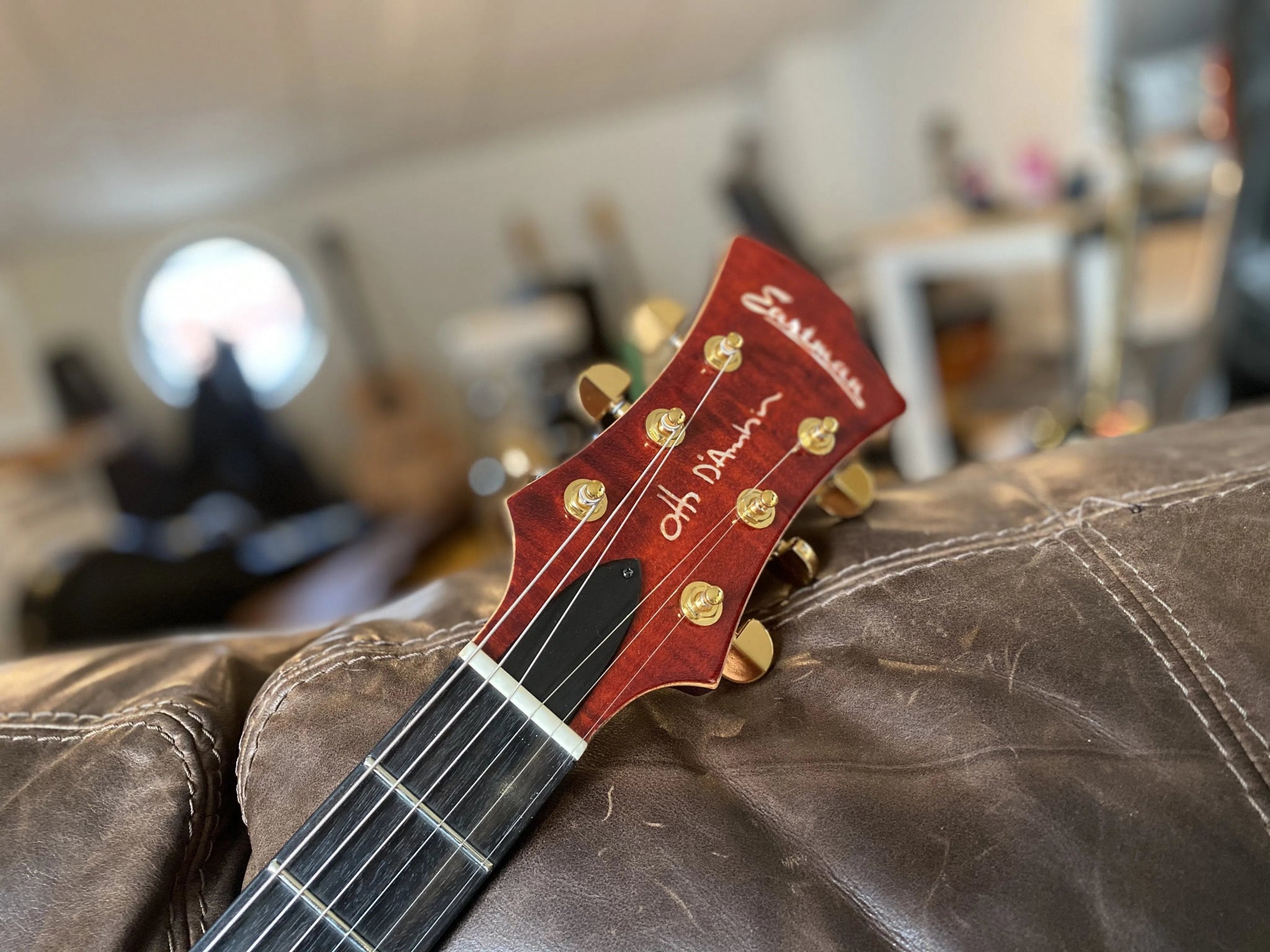 Eastman ER3 (Price inc. Custom Pro Setup Package) - Richards Guitars Of Stratford Upon Avon