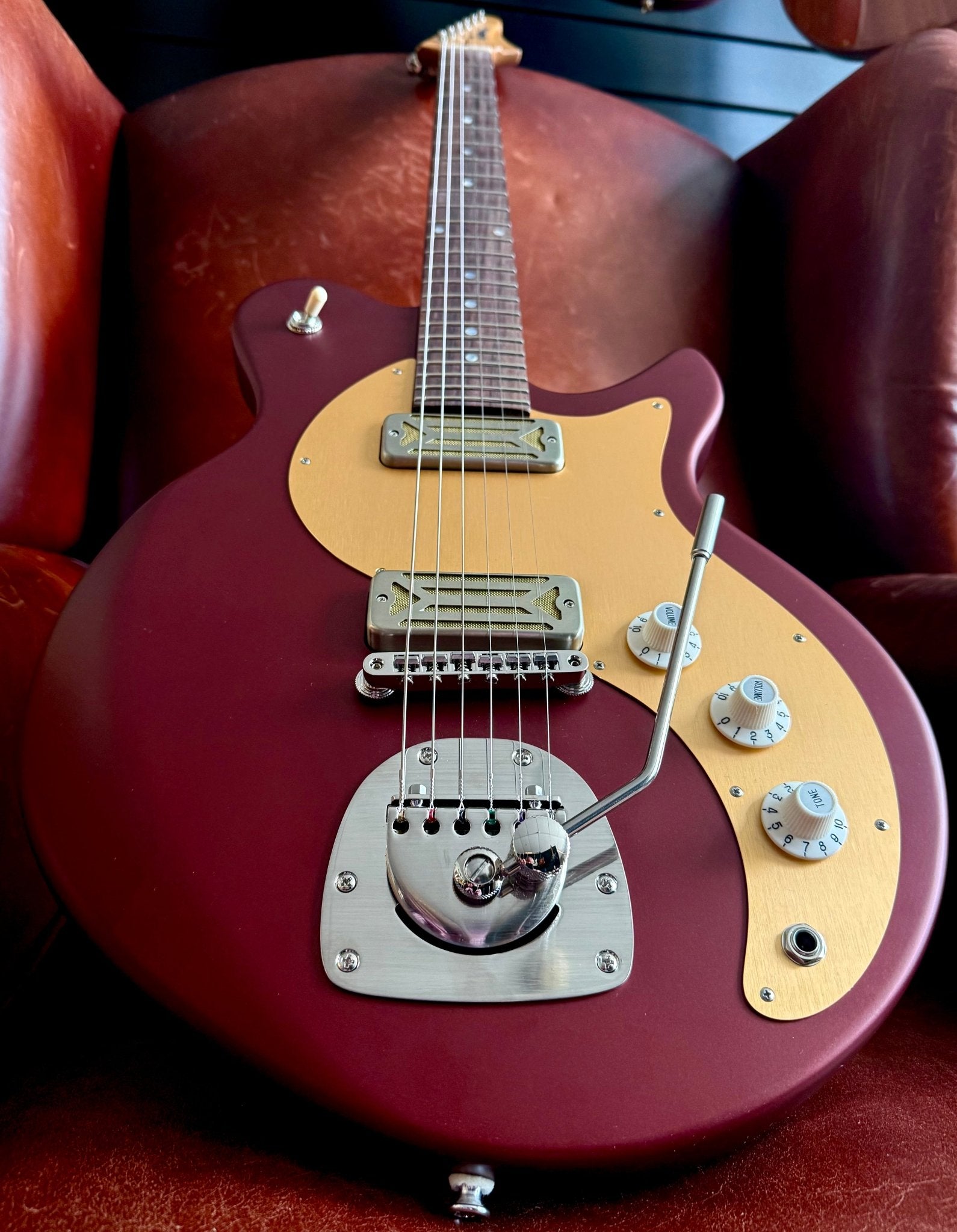 Eastman Fullertone Offset '62 Dakota Red (Price inc. Custom Pro Setup Package) - Richards Guitars Of Stratford Upon Avon