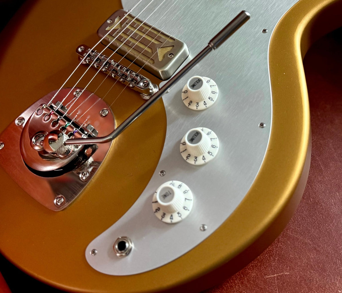 Eastman Fullertone Offset '62 Gold (Price inc. Custom Pro Setup Package) - Richards Guitars Of Stratford Upon Avon