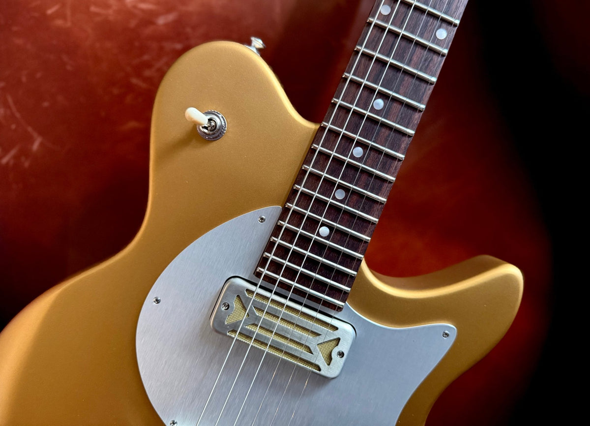 Eastman Fullertone Offset '62 Gold (Price inc. Custom Pro Setup Package) - Richards Guitars Of Stratford Upon Avon