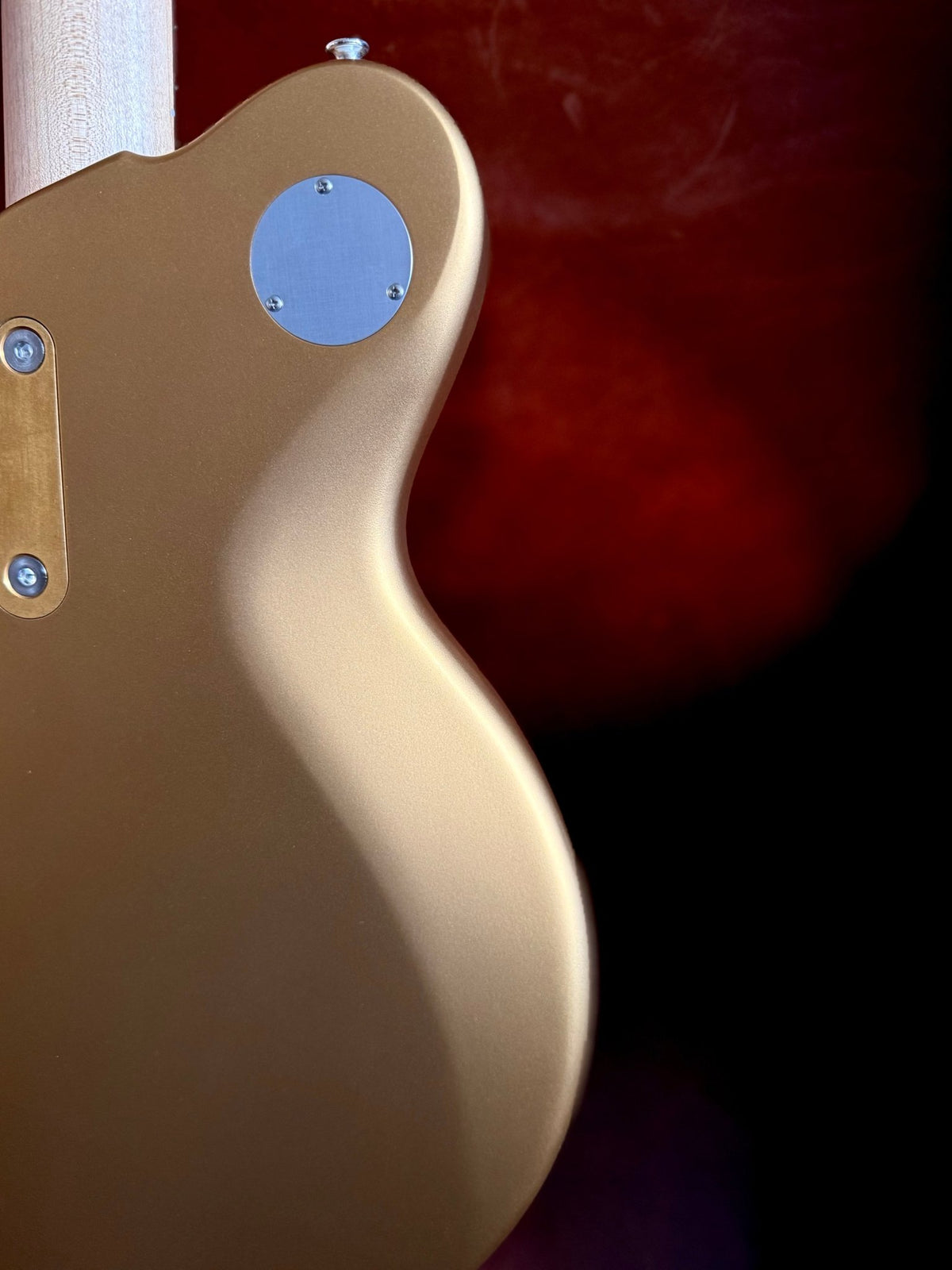 Eastman Fullertone Offset '62 Gold (Price inc. Custom Pro Setup Package) - Richards Guitars Of Stratford Upon Avon