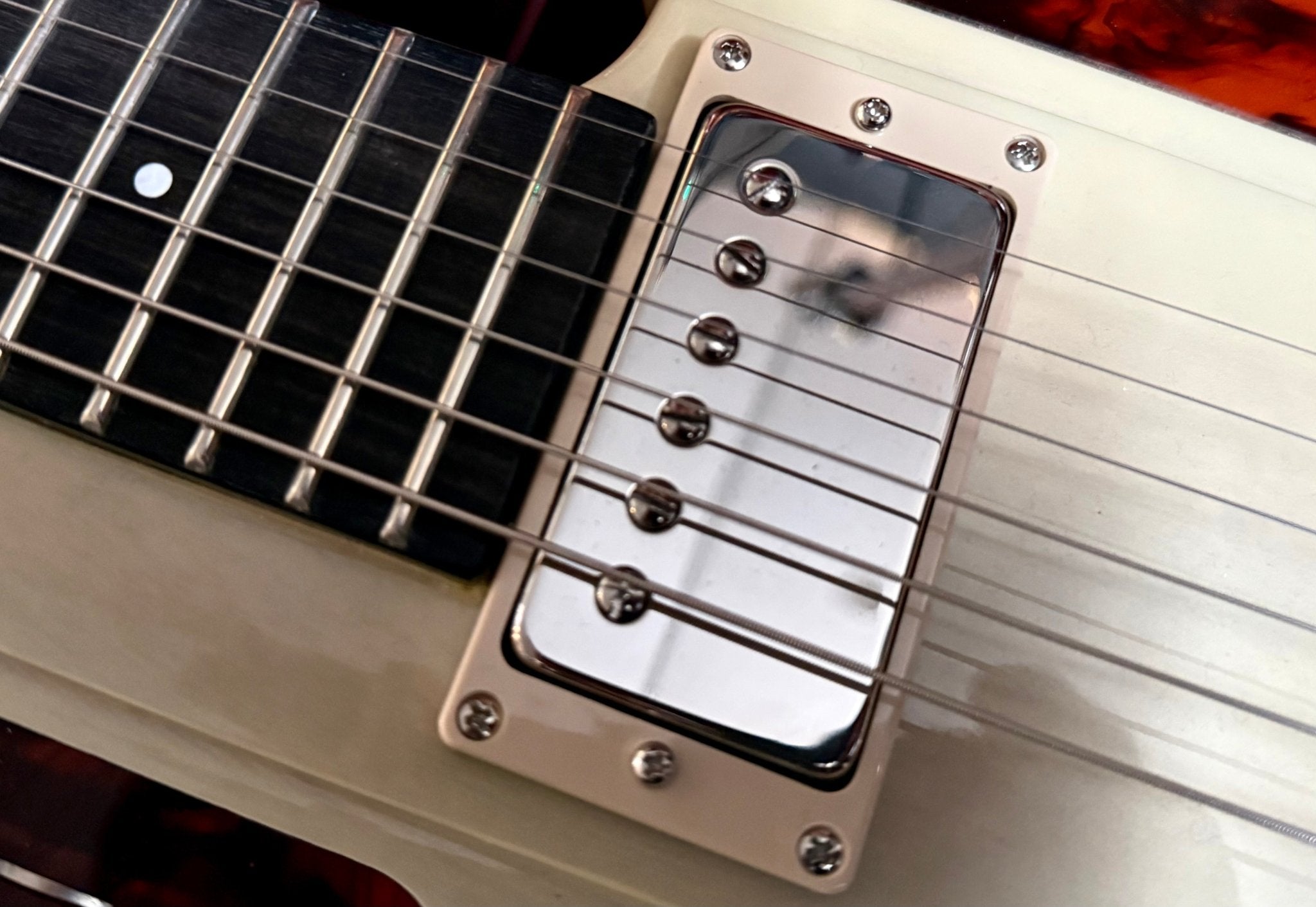 Eastman Juliet-PB Pomona Blonde (Used) - Richards Guitars Of Stratford Upon Avon
