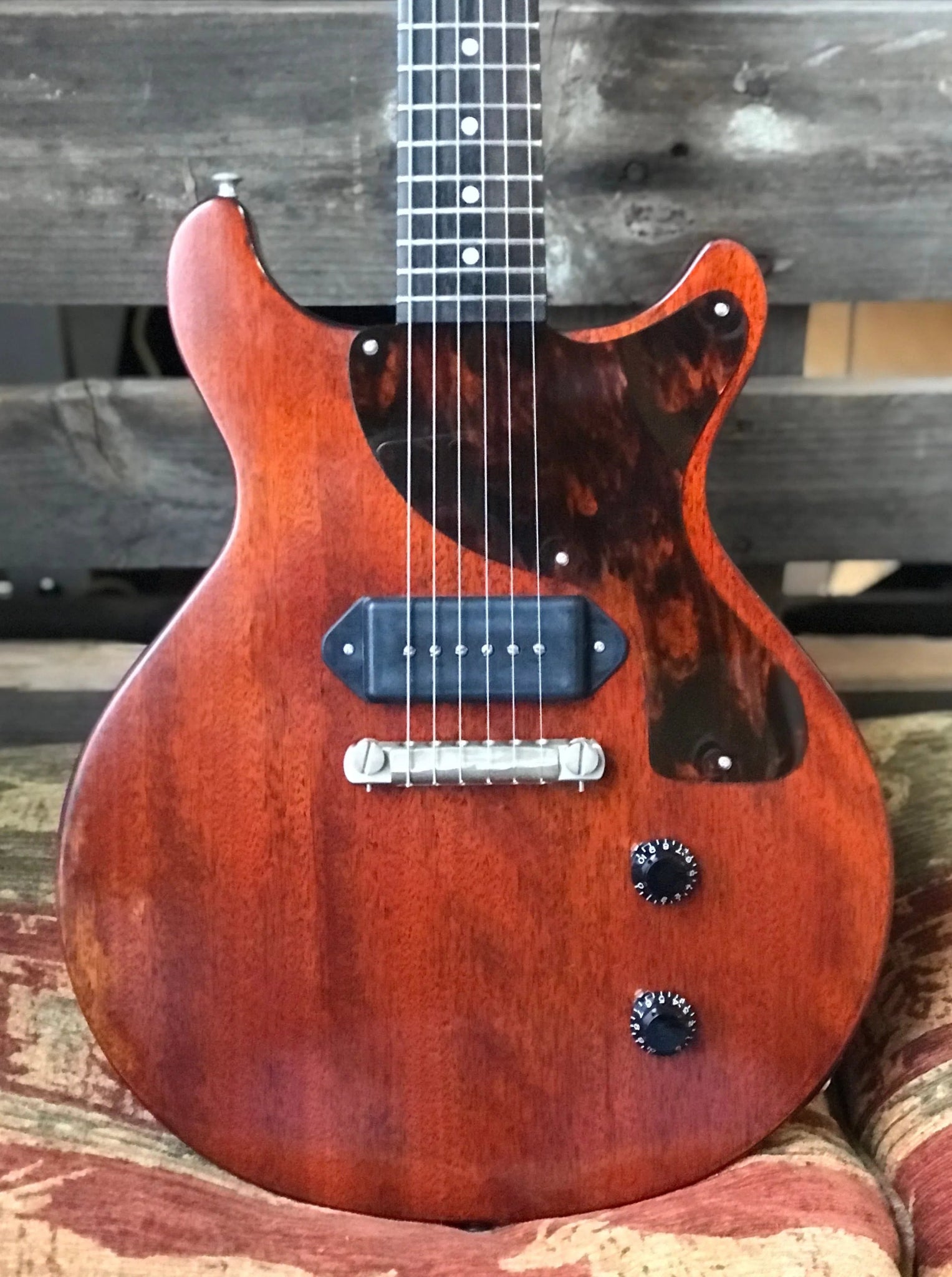 Eastman SB55DC/TV (Price inc. Custom Pro Setup Package) - Richards Guitars Of Stratford Upon Avon