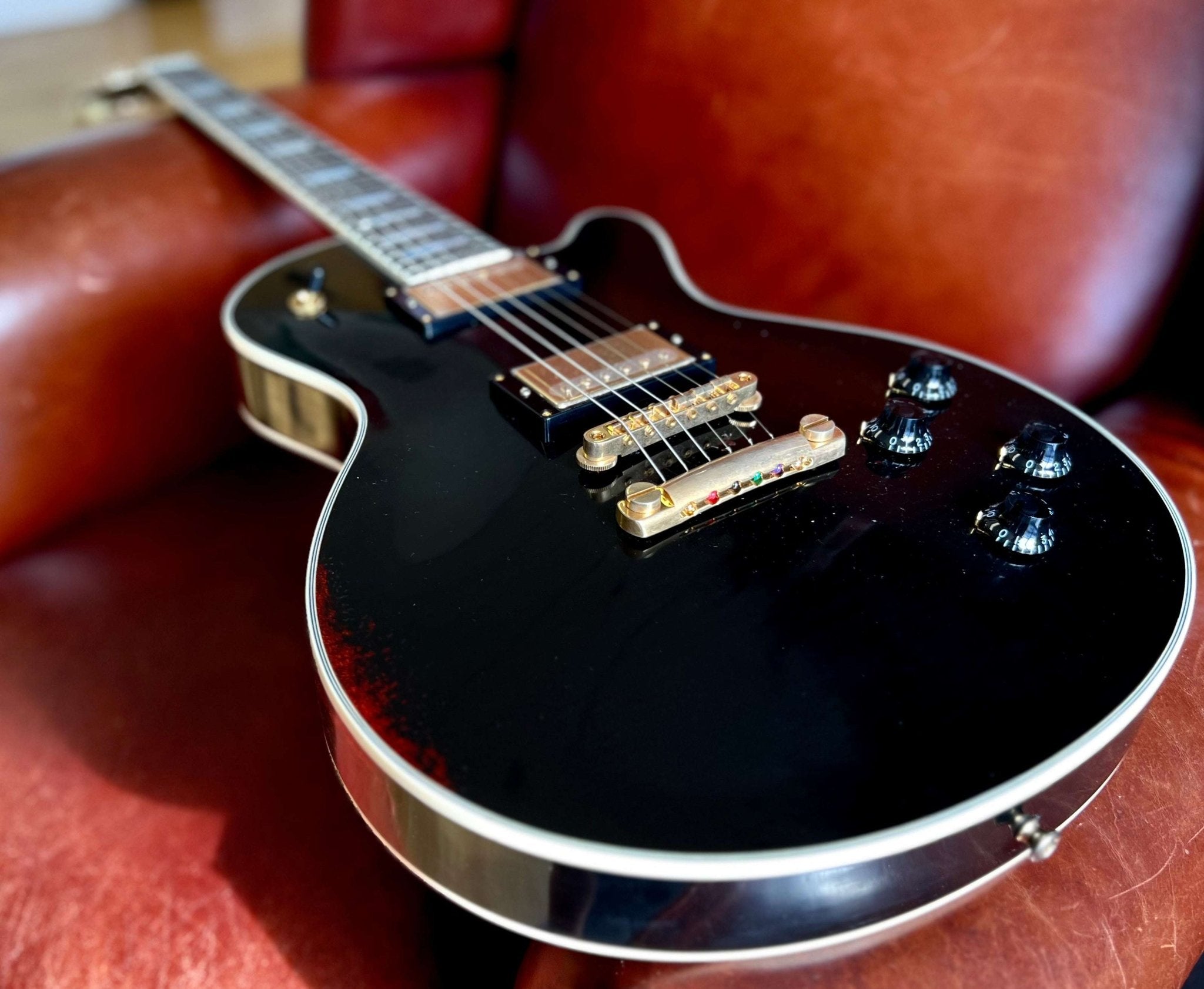 Eastman SB57/V BK (Price inc. Custom Pro Setup Package) - Richards Guitars Of Stratford Upon Avon