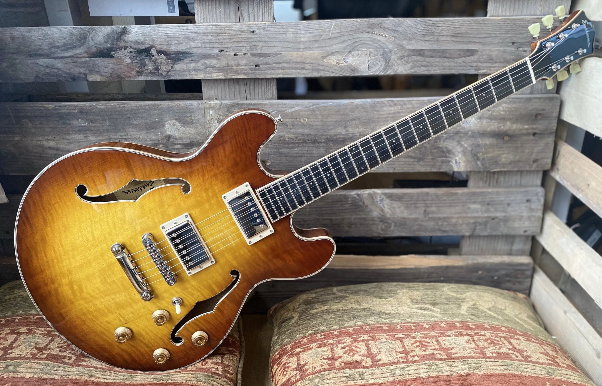 Eastman T185mx GB (Price inc. Custom Pro Setup Package) - Richards Guitars Of Stratford Upon Avon