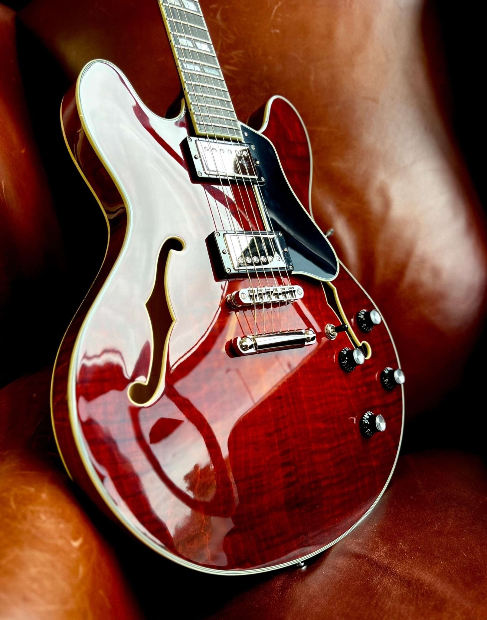 Eastman T486 Classic (Price inc. Custom Pro Setup Package) - Richards Guitars Of Stratford Upon Avon