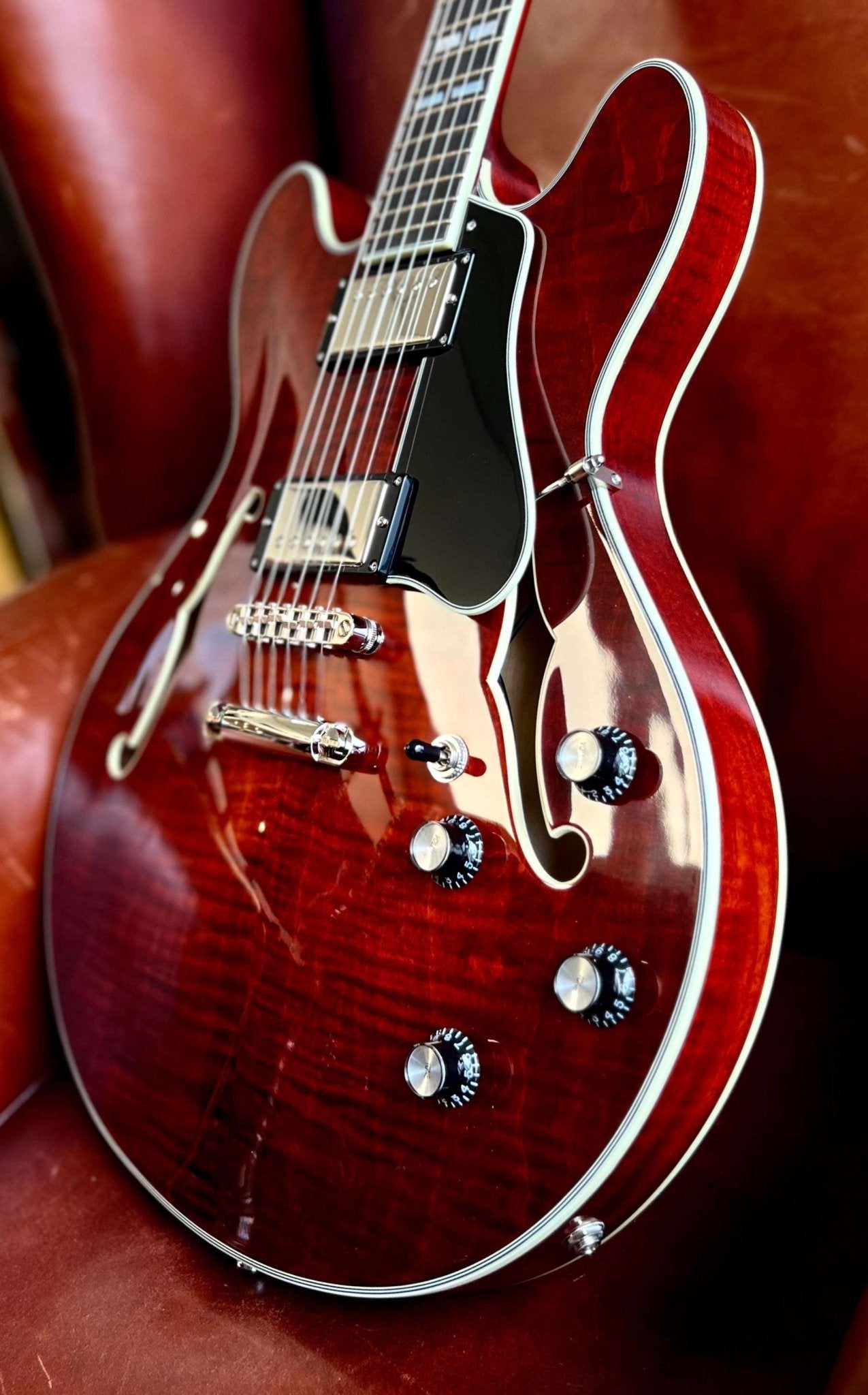 Eastman T486 Classic (Price inc. Custom Pro Setup Package) - Richards Guitars Of Stratford Upon Avon