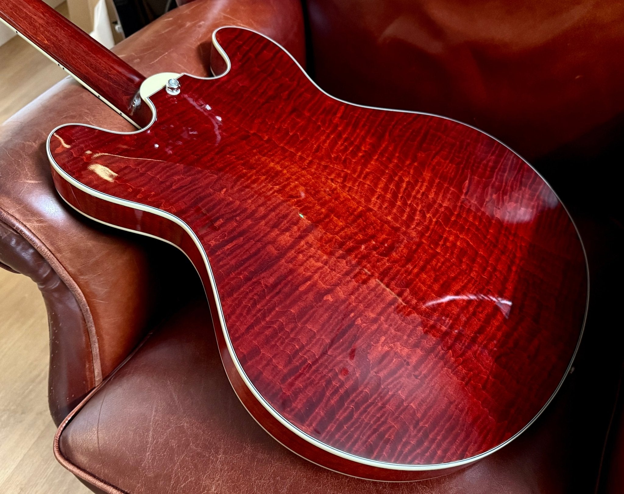 Eastman T486L Classic Left Handed (Price inc. Custom Pro Setup Package) - Richards Guitars Of Stratford Upon Avon