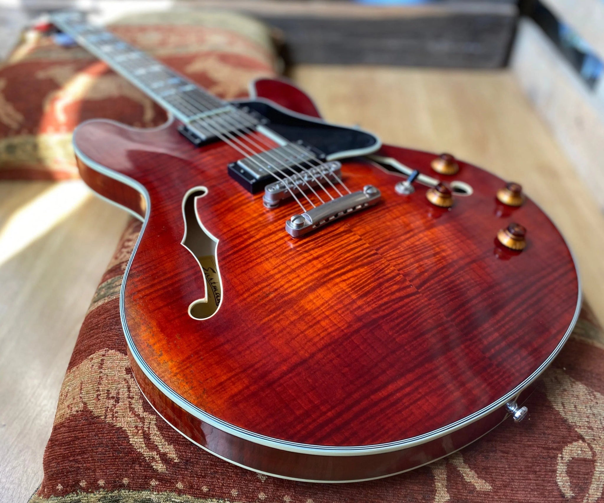 Eastman T59/v Classic (Price inc. Custom Pro Setup Package) - Richards Guitars Of Stratford Upon Avon