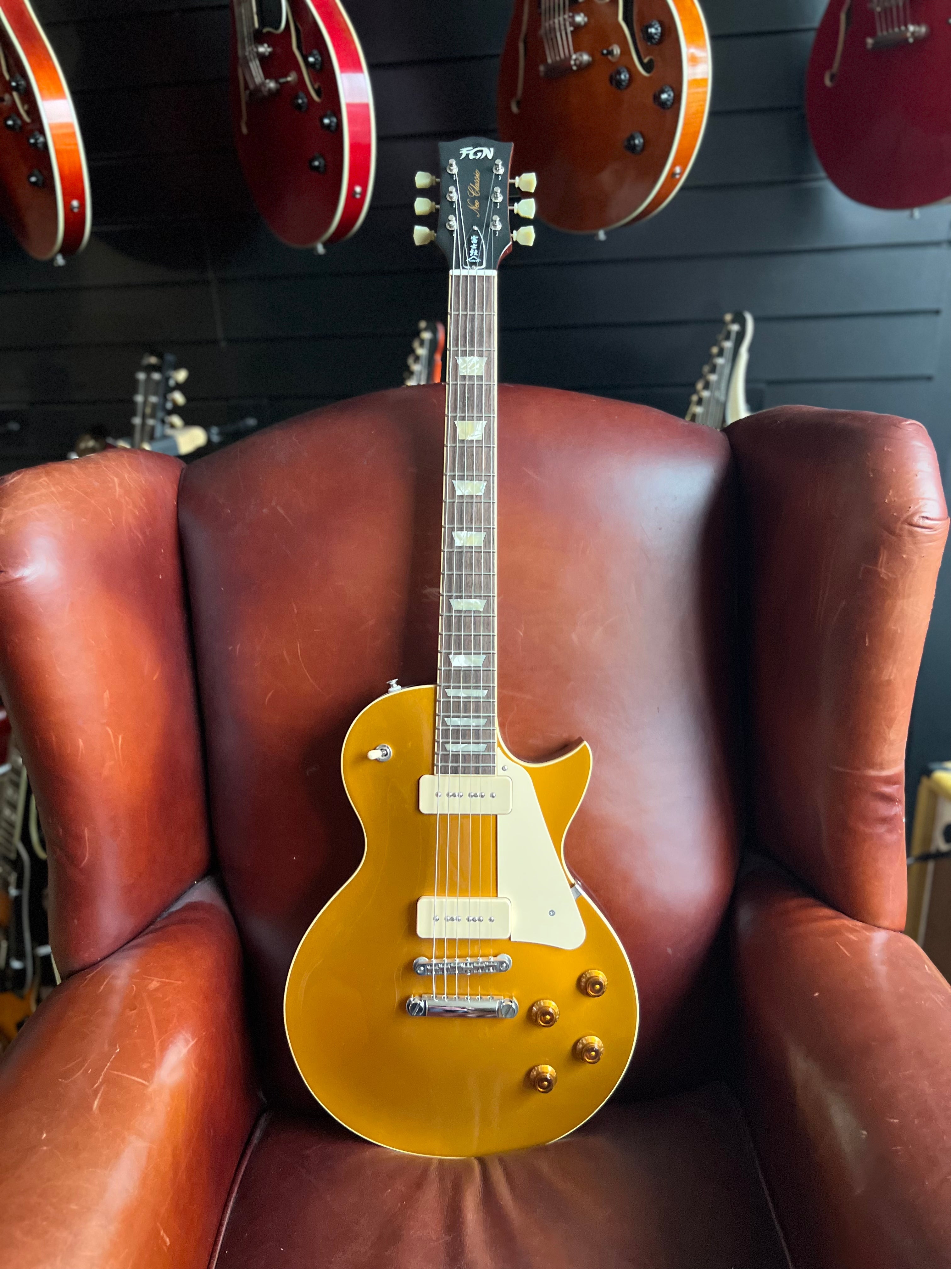 FGN	Neo Classic NLS11RMP Antique Gold (AG) With Gig Bag, Electric Guitar for sale at Richards Guitars.