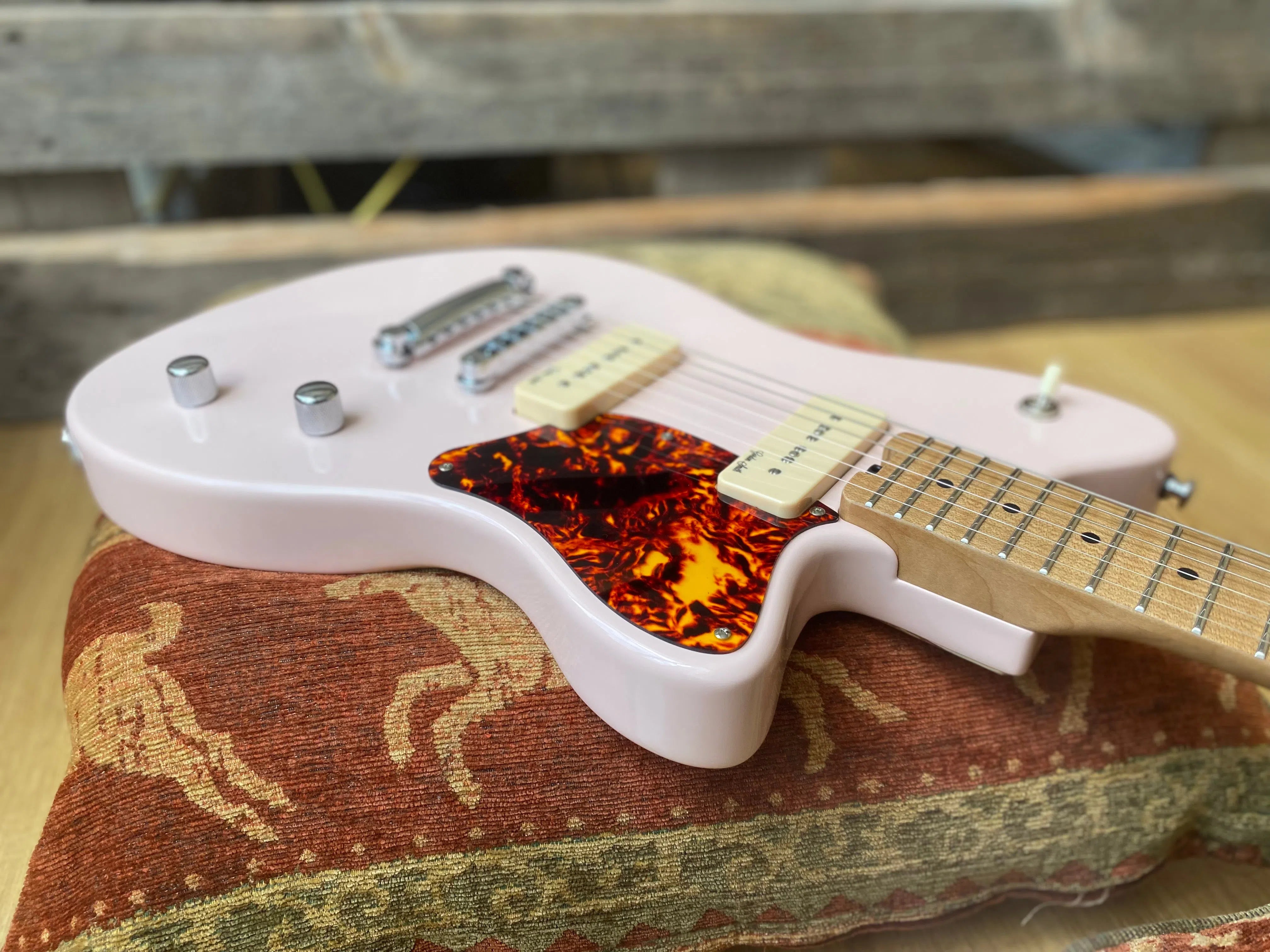 Gordon Smith Gatsby Custom Shell Pink 2P90 - Highest Spec., Electric Guitar for sale at Richards Guitars.